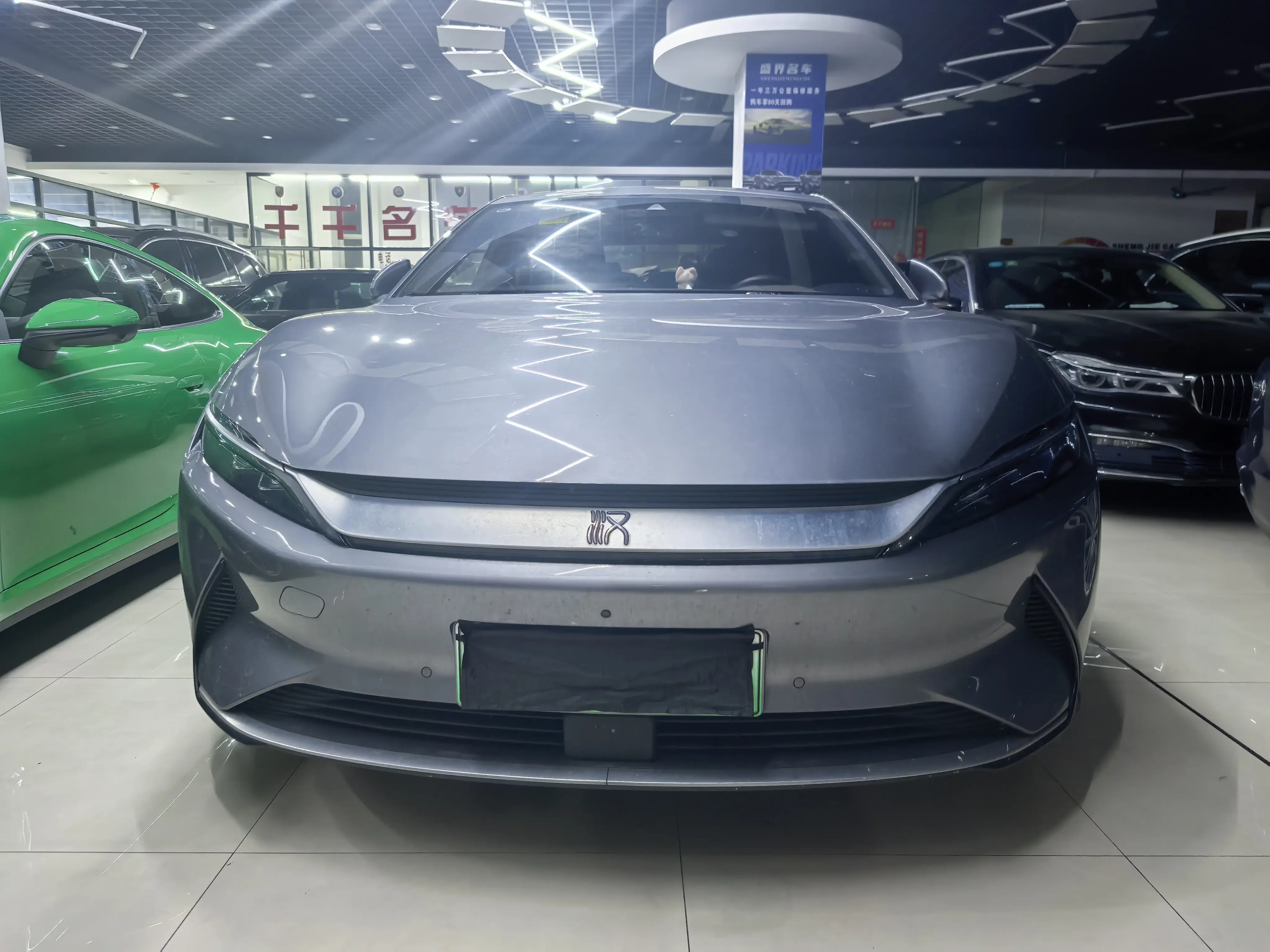 BYD Han EV