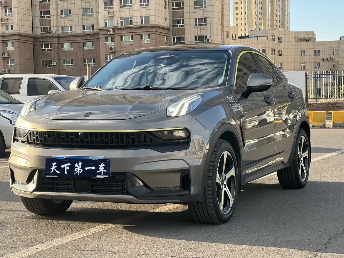 Lynk & Co 05