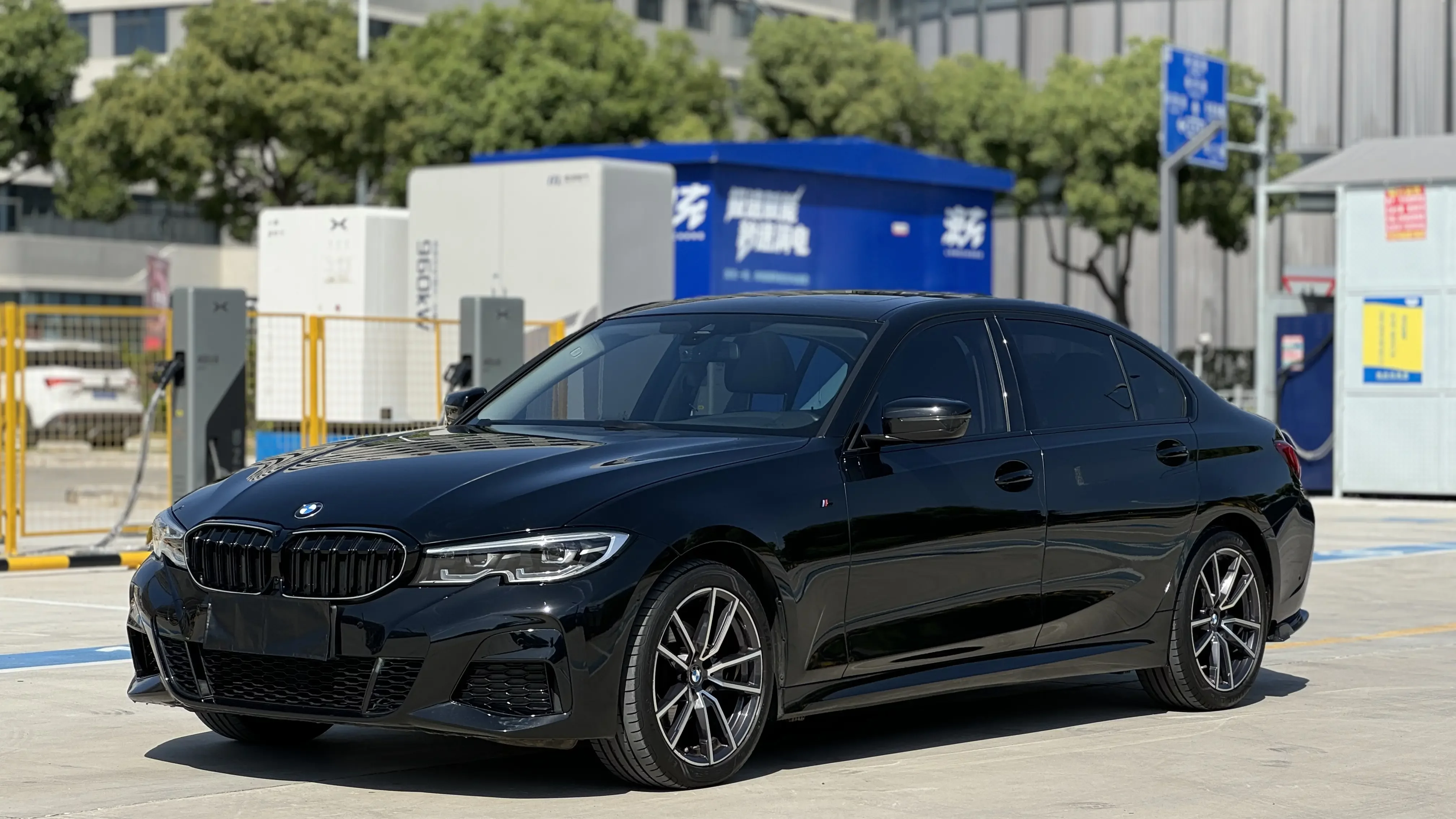 BMW 3 Series 2021