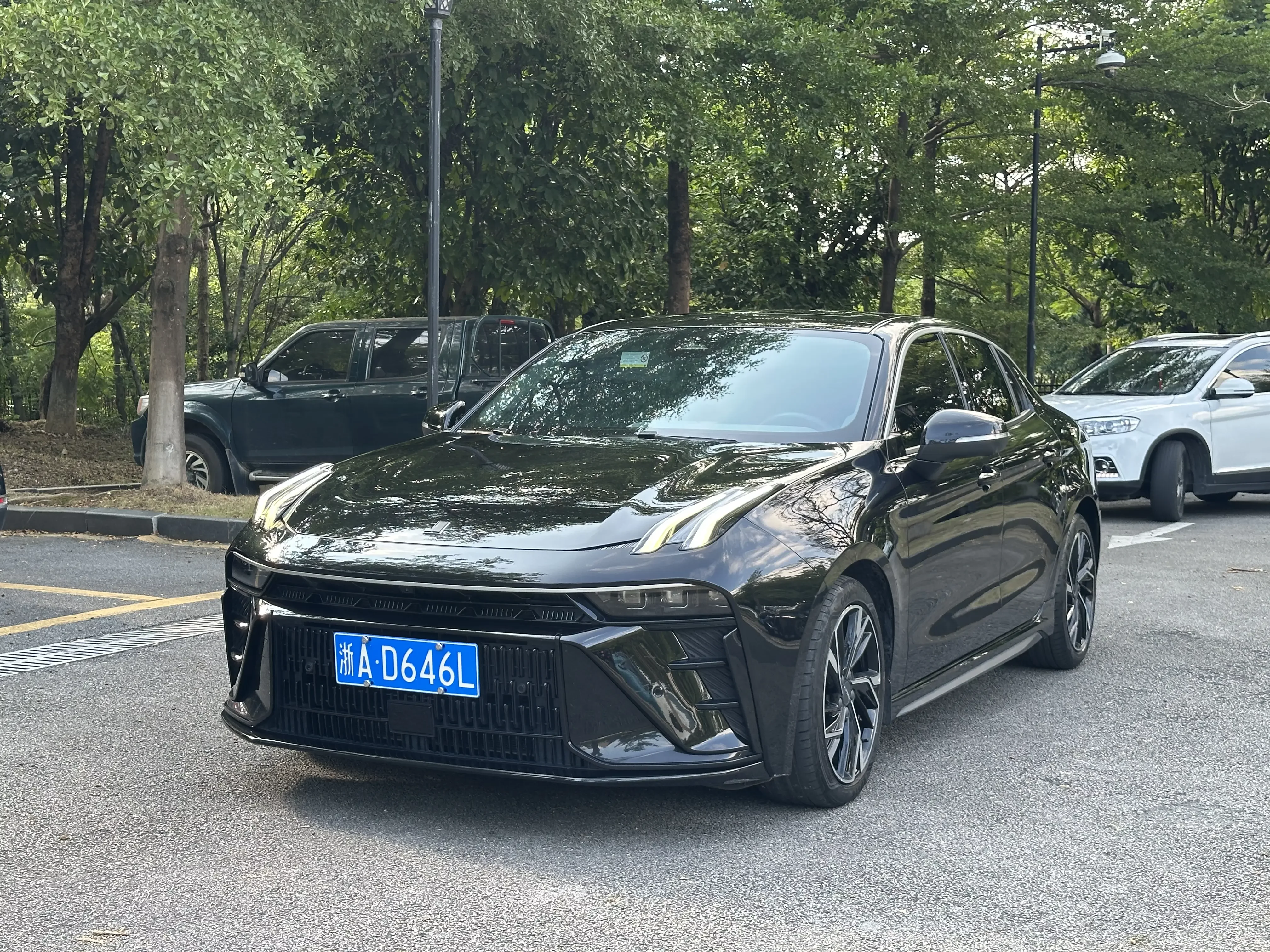 Lynk & Co 03