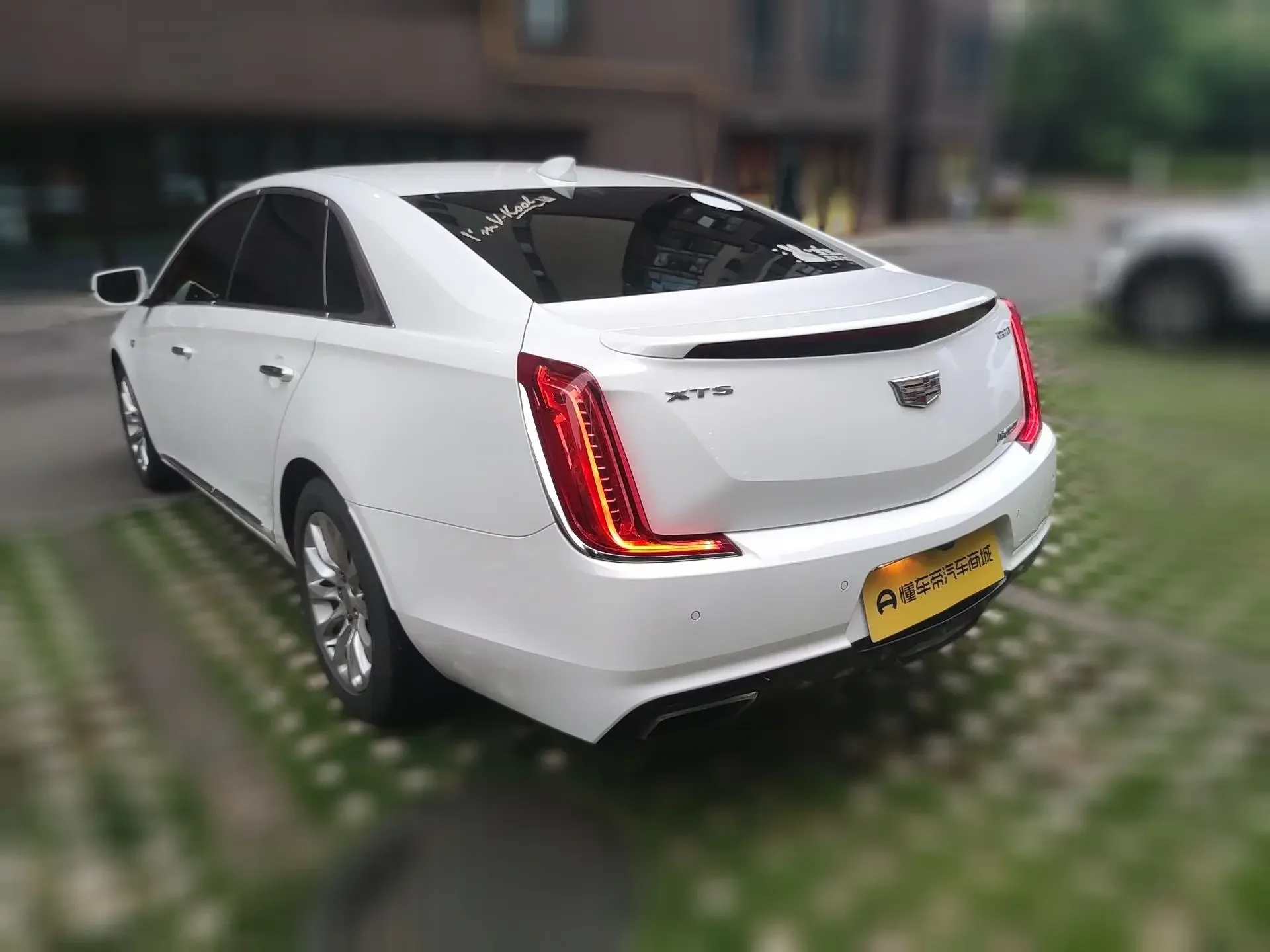 Cadillac XTS