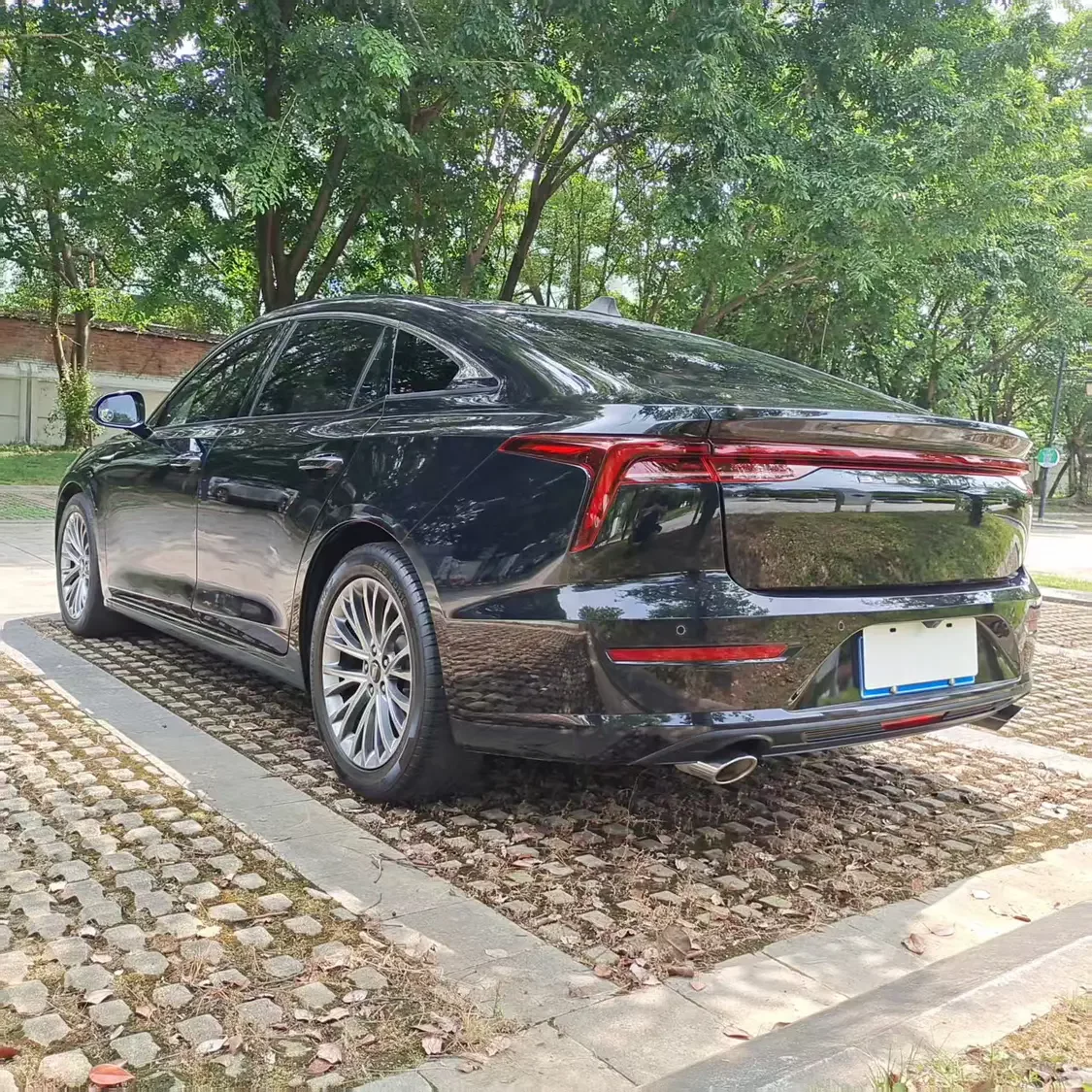 FAW Bestune B70