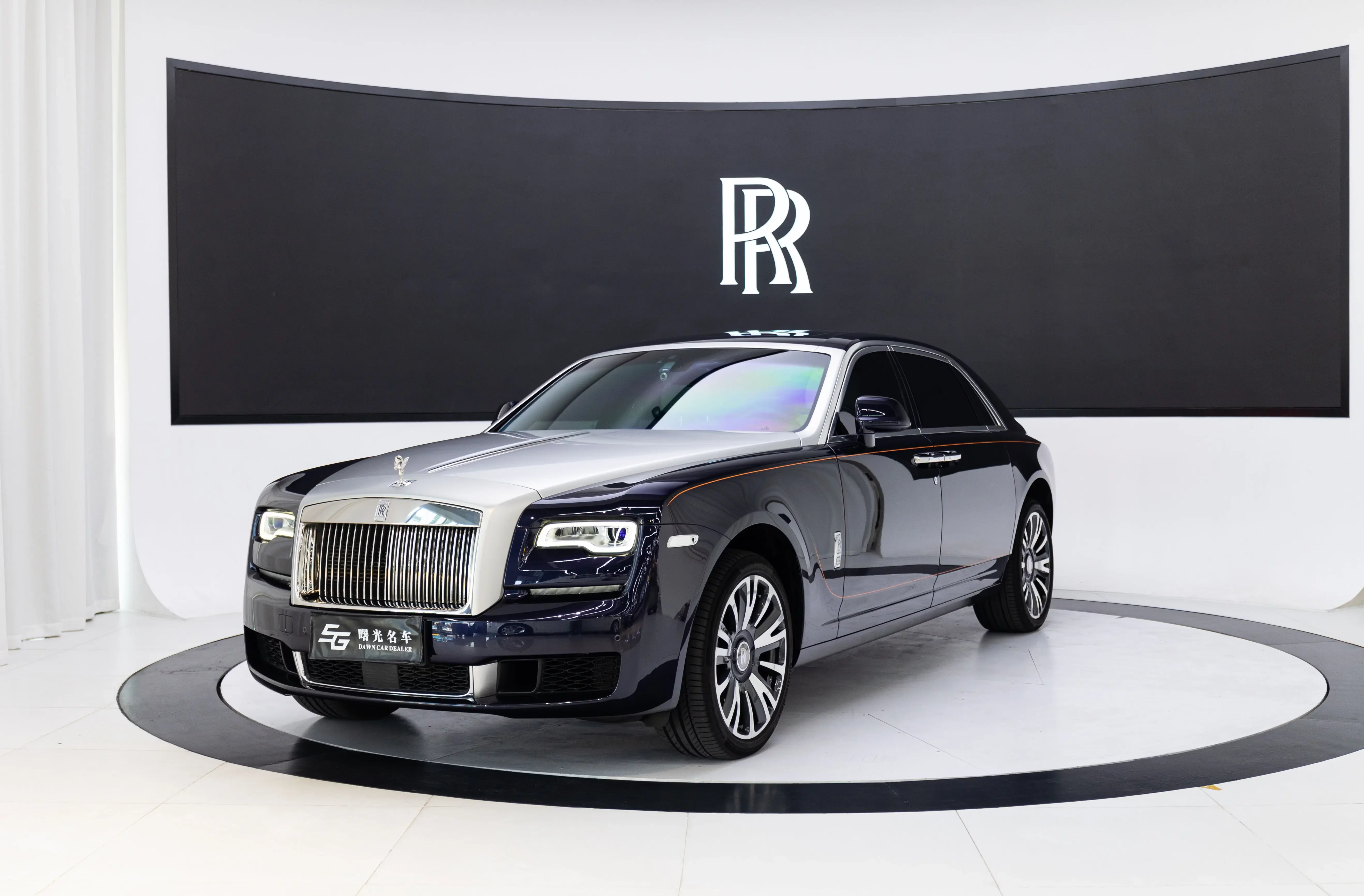 Rolls Royce Ghost  из Китая