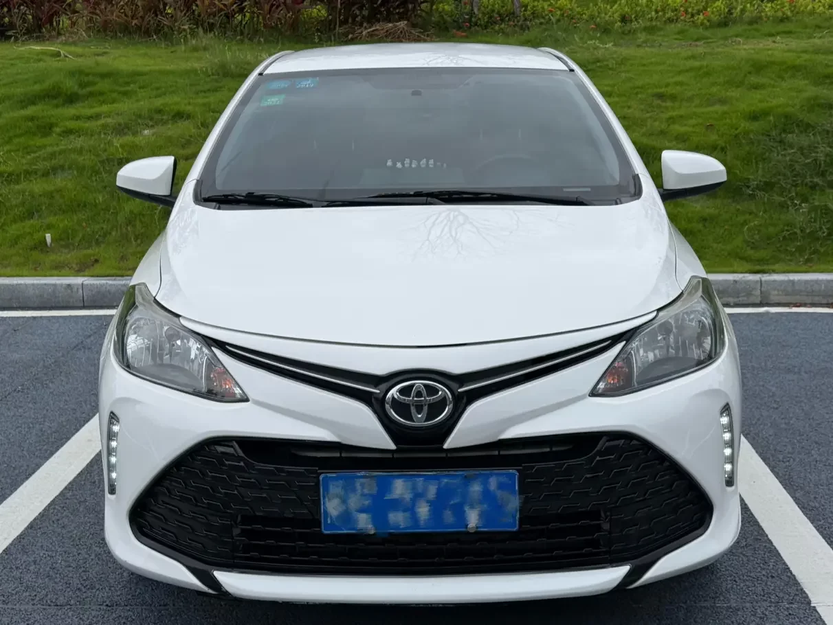 Toyota Vios FS  из Китая