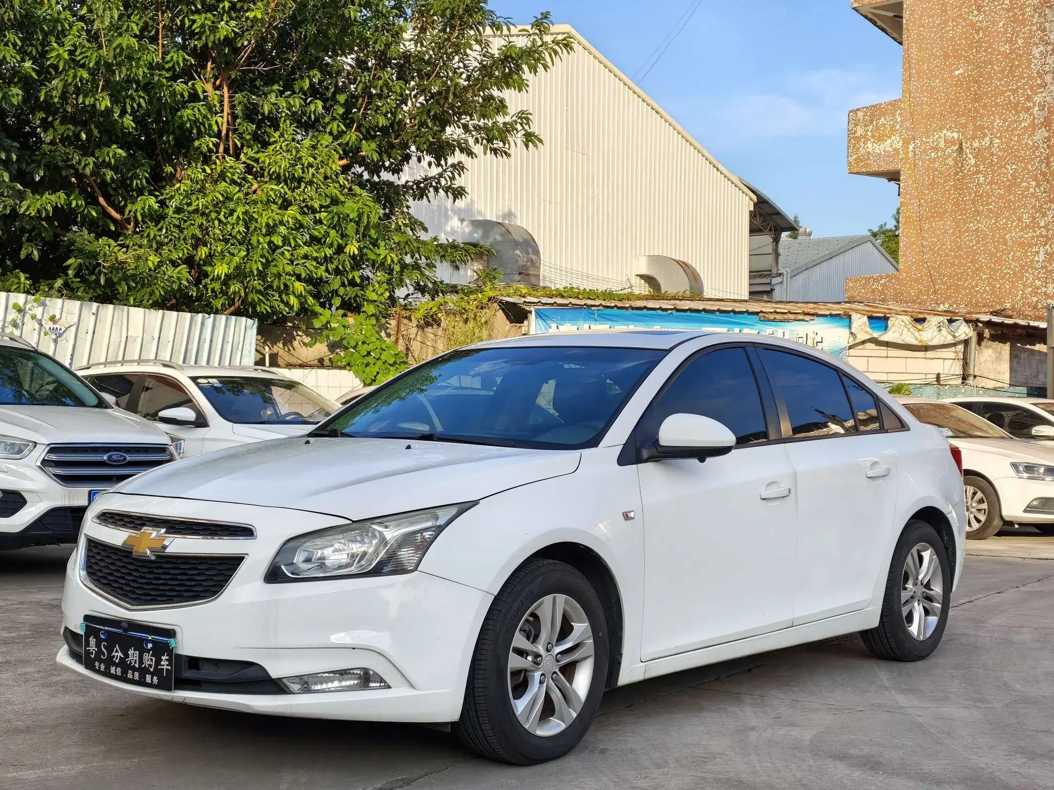 Chevrolet Monza (Cruze)  из Китая