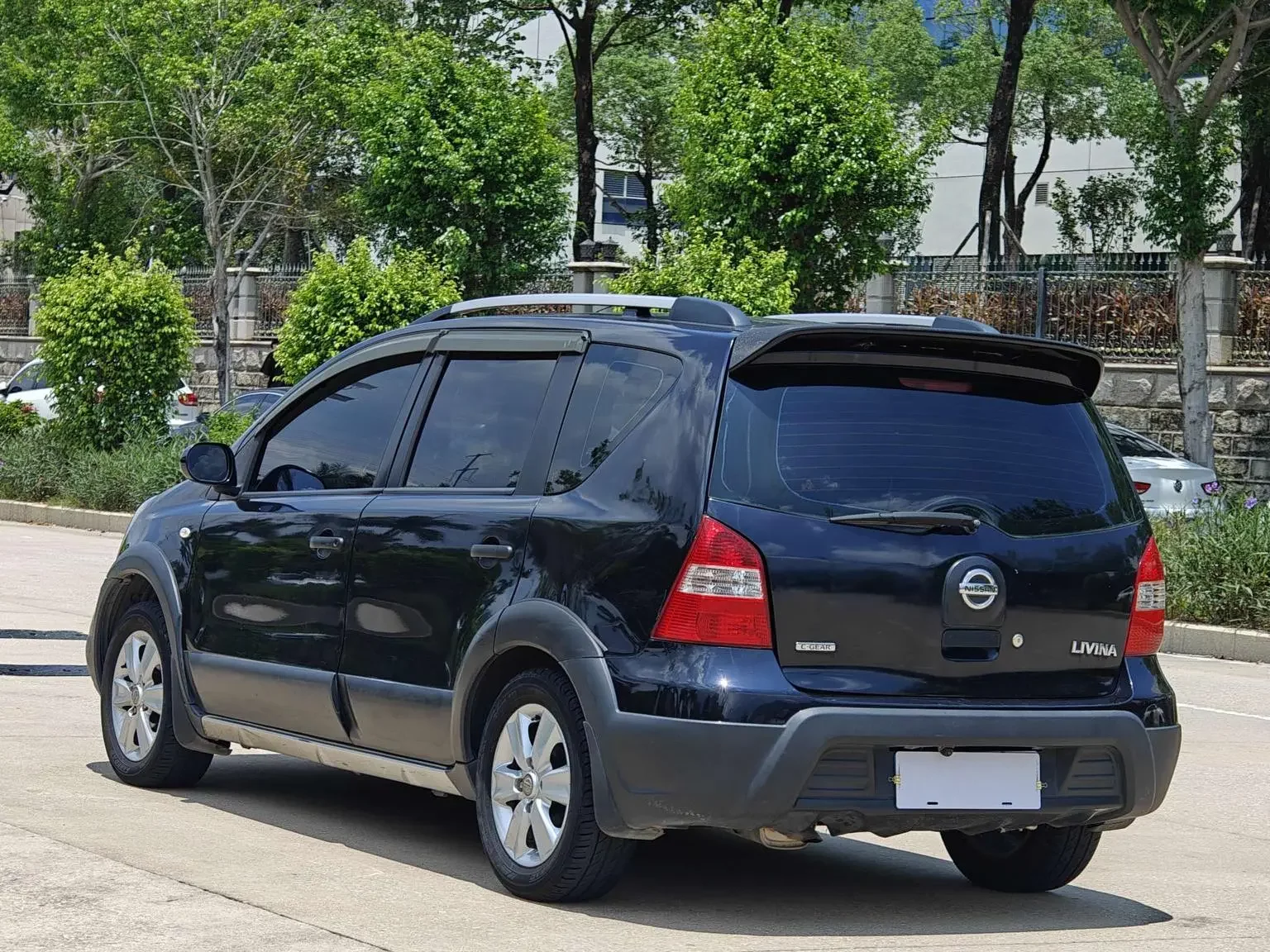 Nissan Li Wei