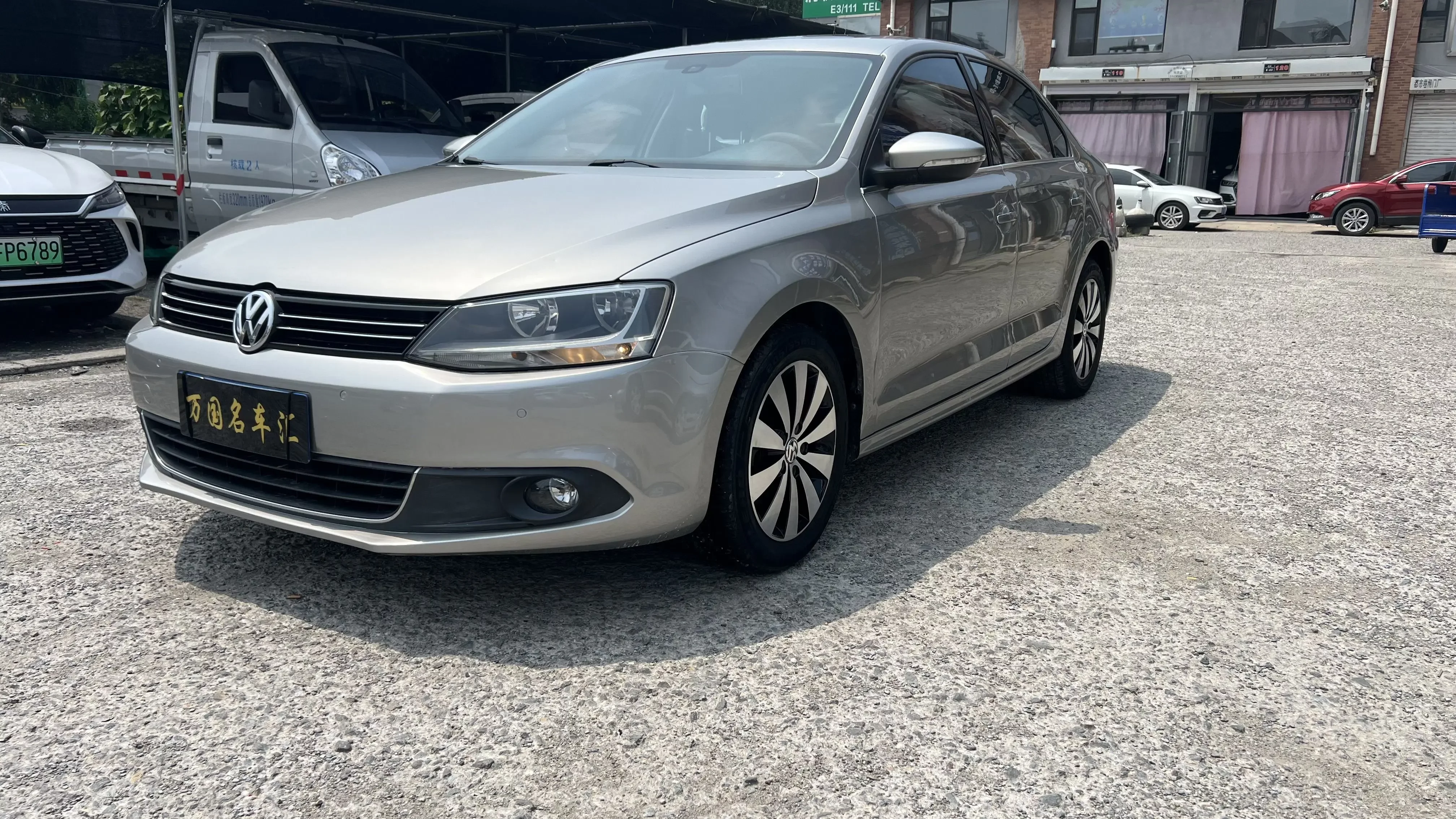 Volkswagen Sagitar