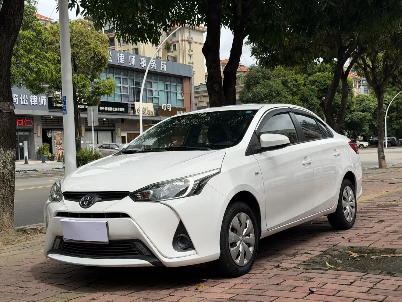 Toyota YARiS L Enjoy 2019