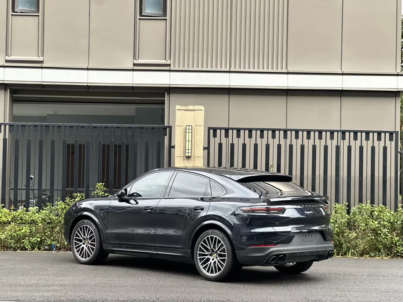 Porsche Cayenne Coupe