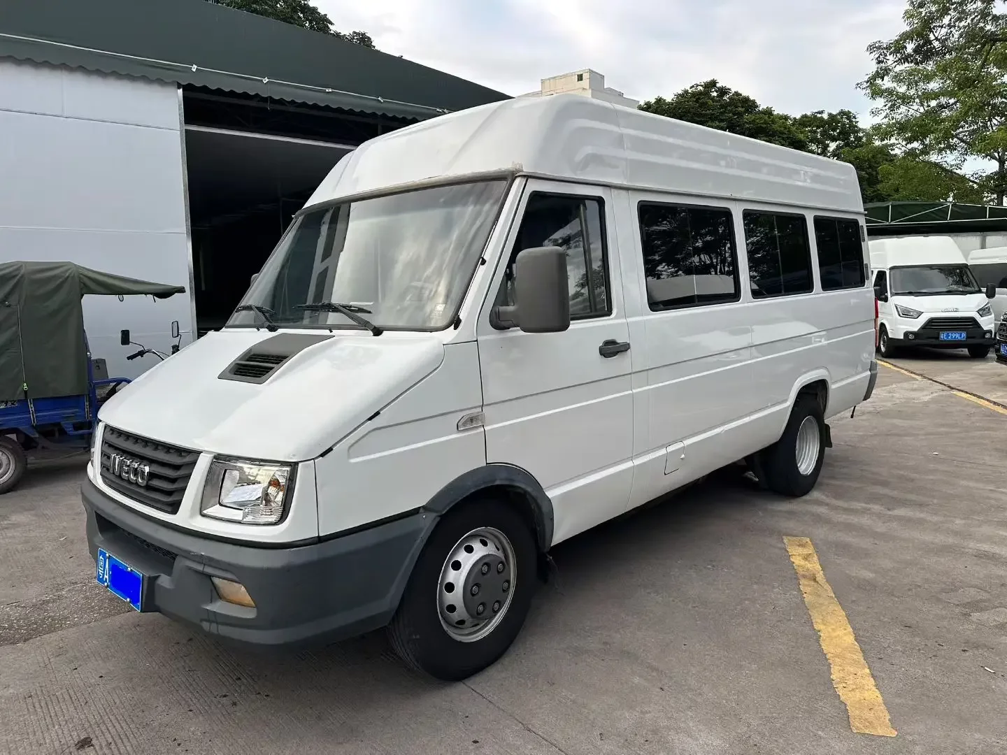 Iveco proud  из Китая
