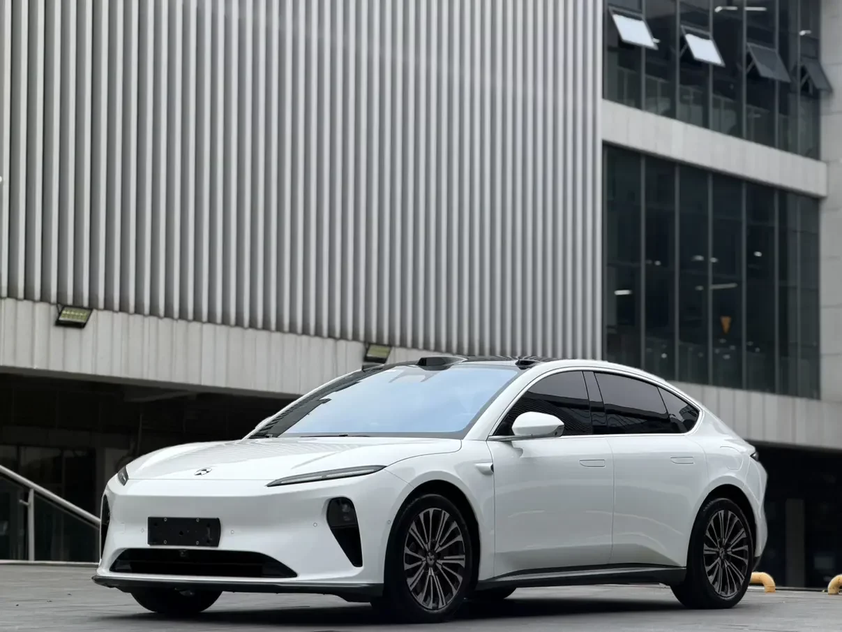 NIO ET5 2024