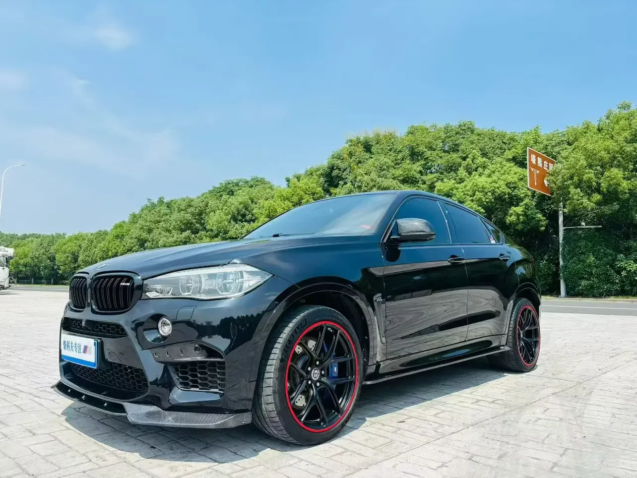 BMW X6 M  из Китая