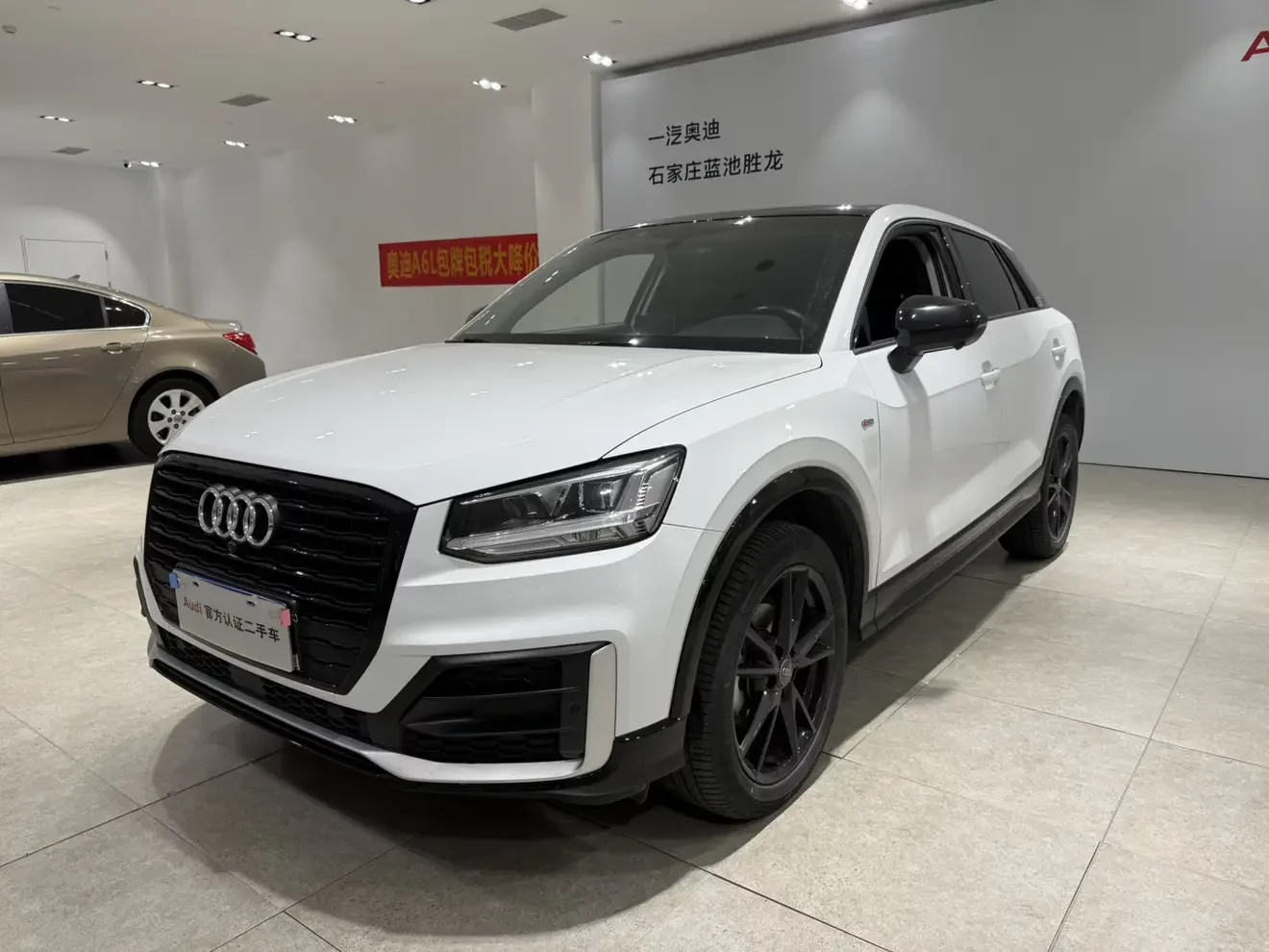 Audi Q2L
