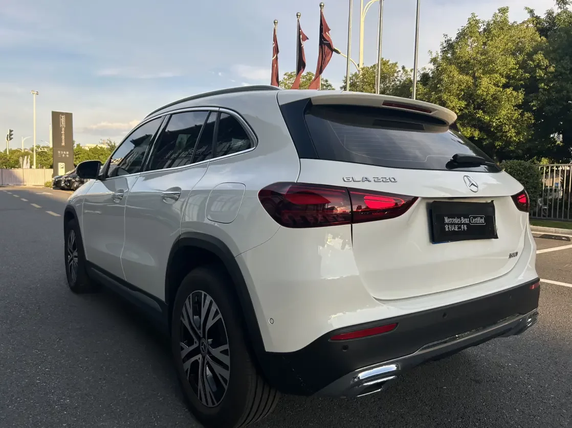 Mercedes-Benz GLA