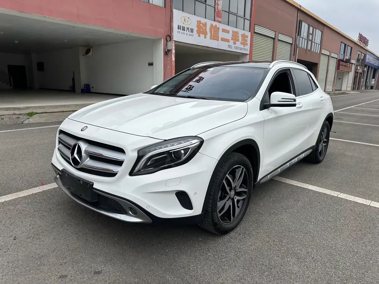Mercedes-Benz GLA