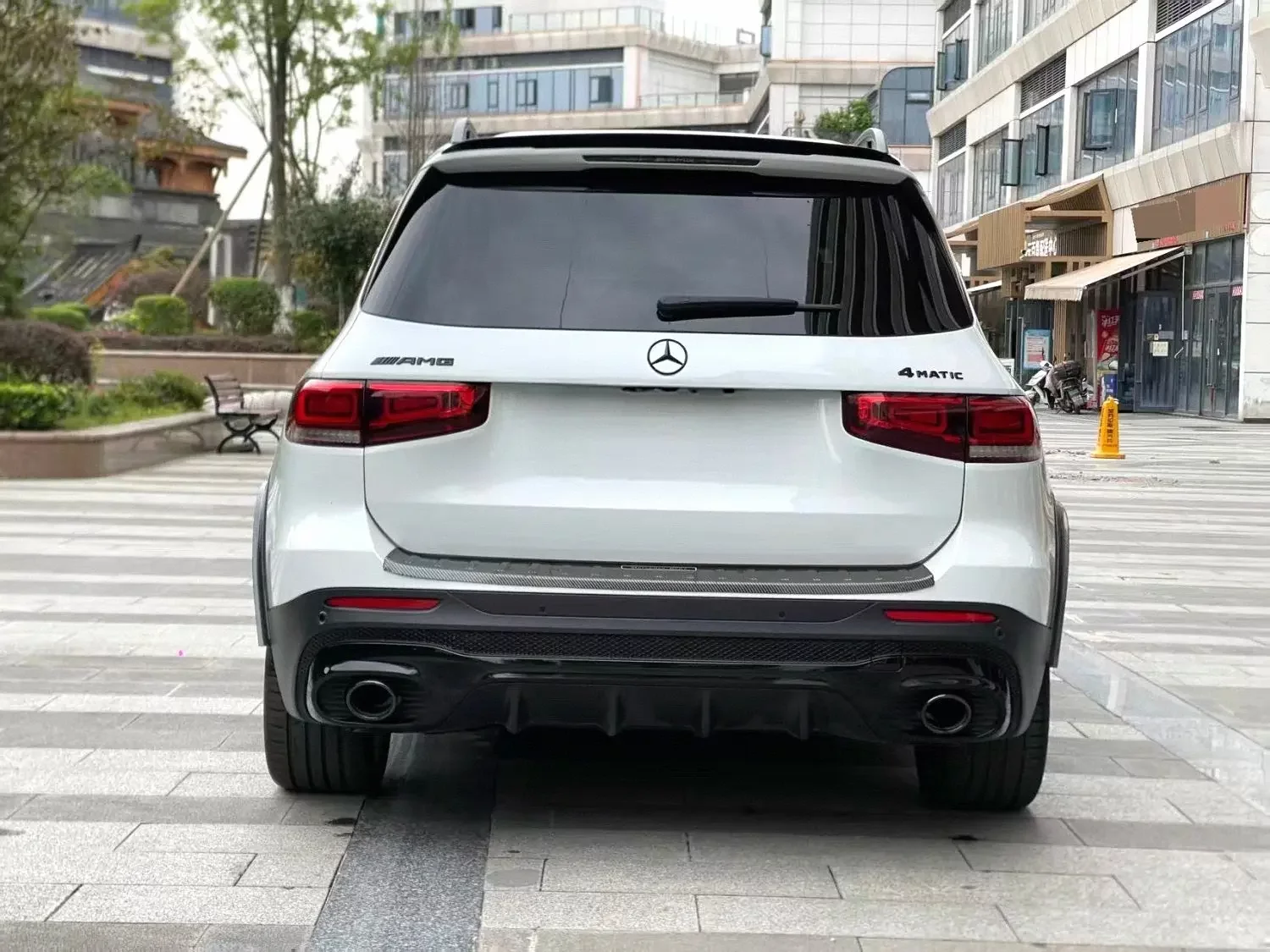 Mercedes-Benz GLB AMG