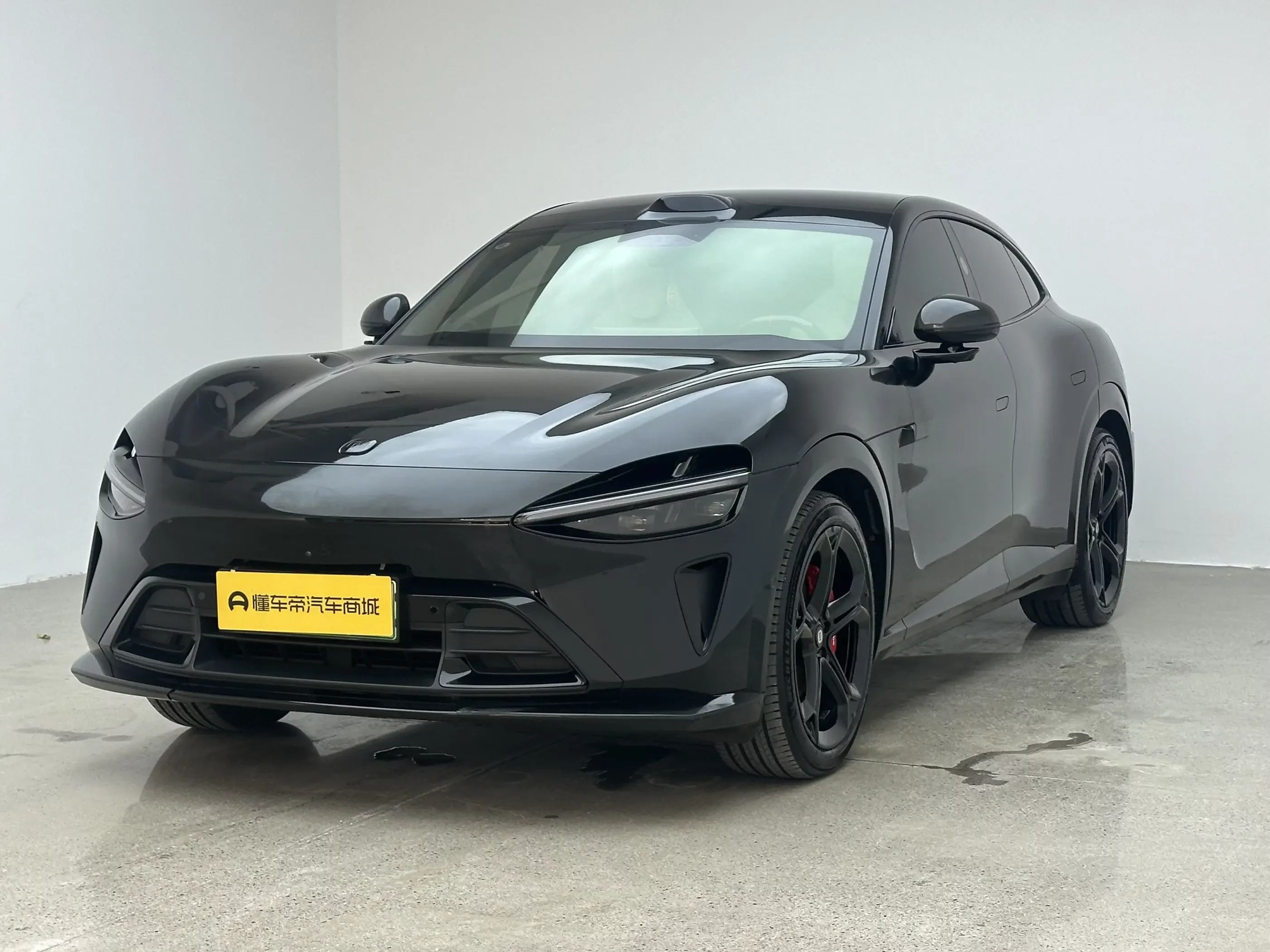 Xiaomi car Xiaomi YU7 2025