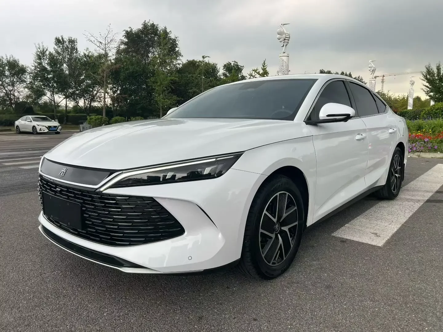 BYD Qin L DM 2024