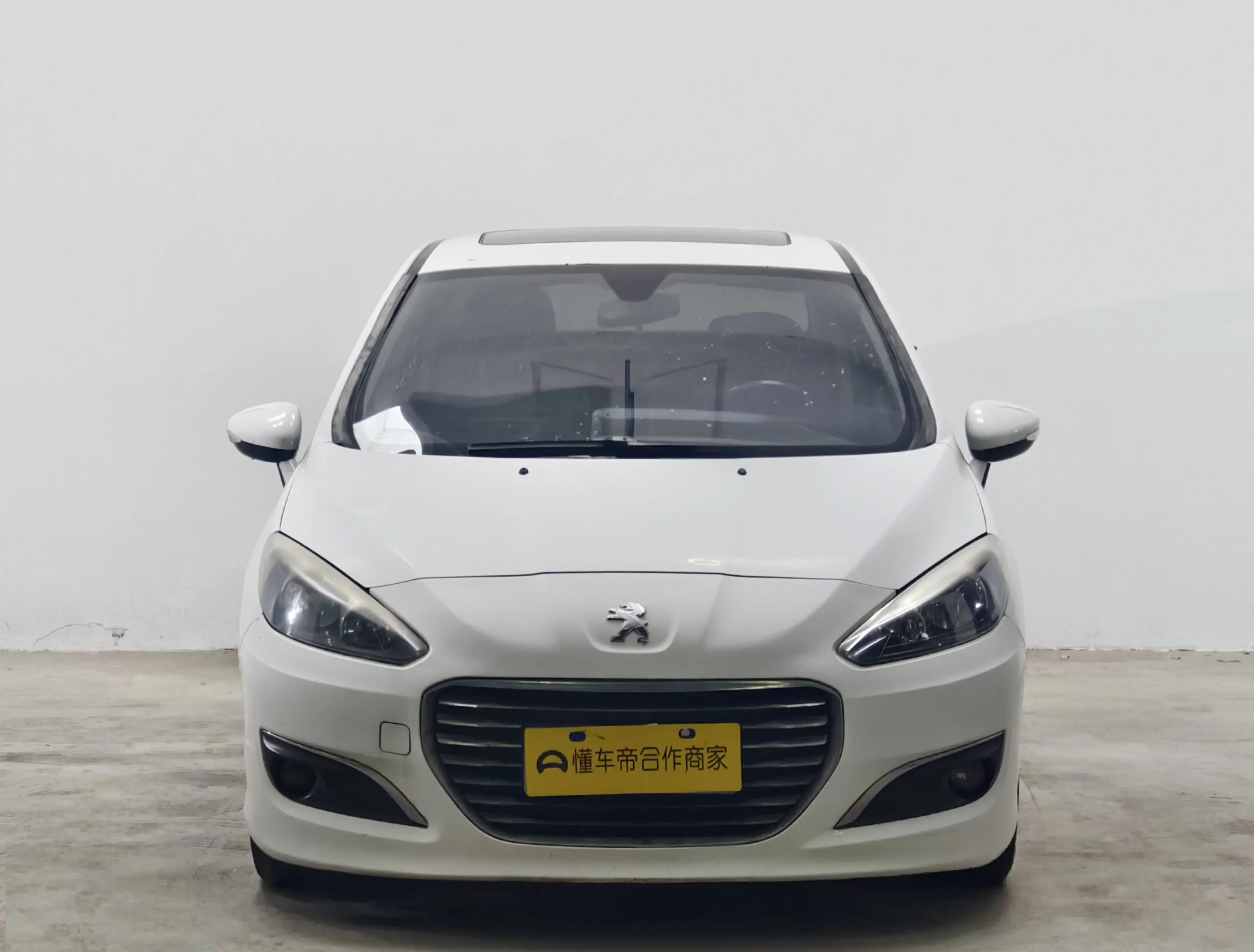 Peugeot 308  из Китая