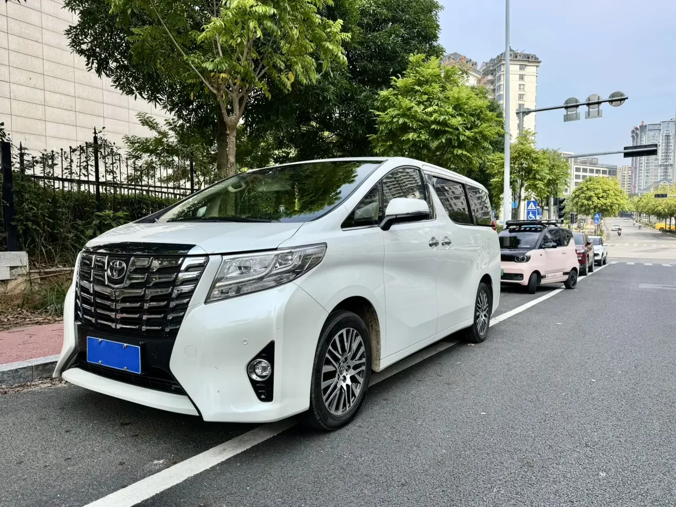 Toyota Alphard 2017