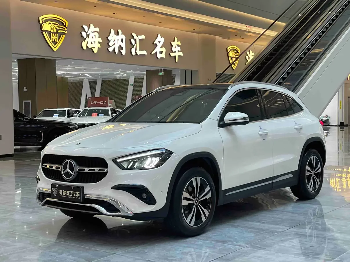 Mercedes-Benz GLA