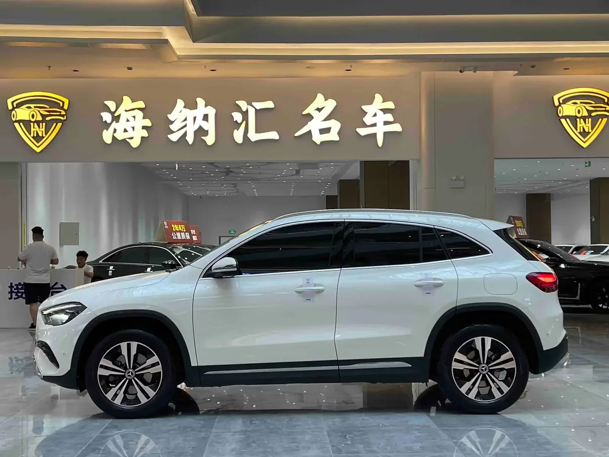 Mercedes-Benz GLA