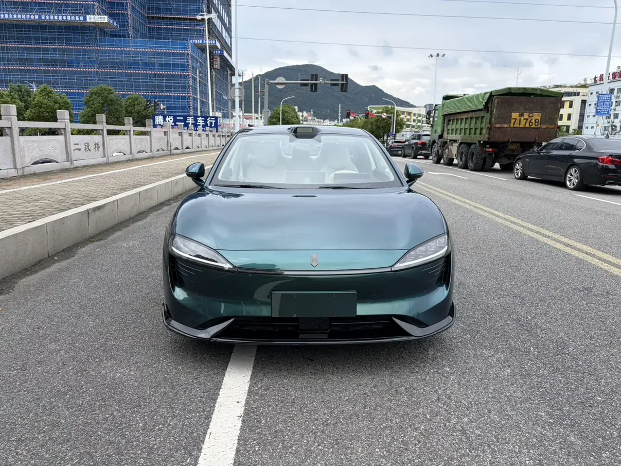 Luxeed SmartS7