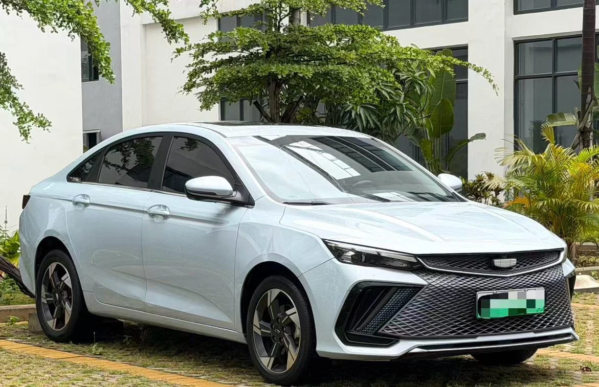 Geely Emgrand L HiP