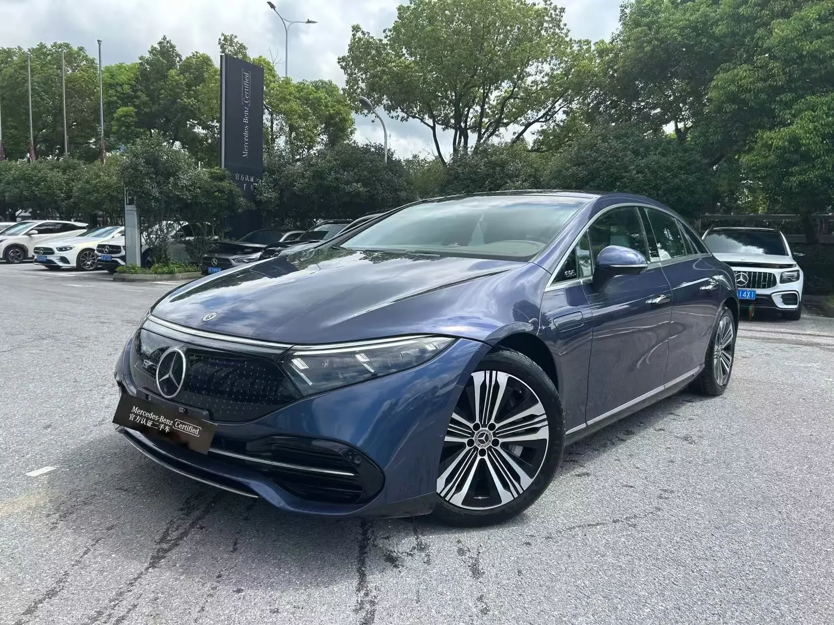 Mercedes-Benz EQS