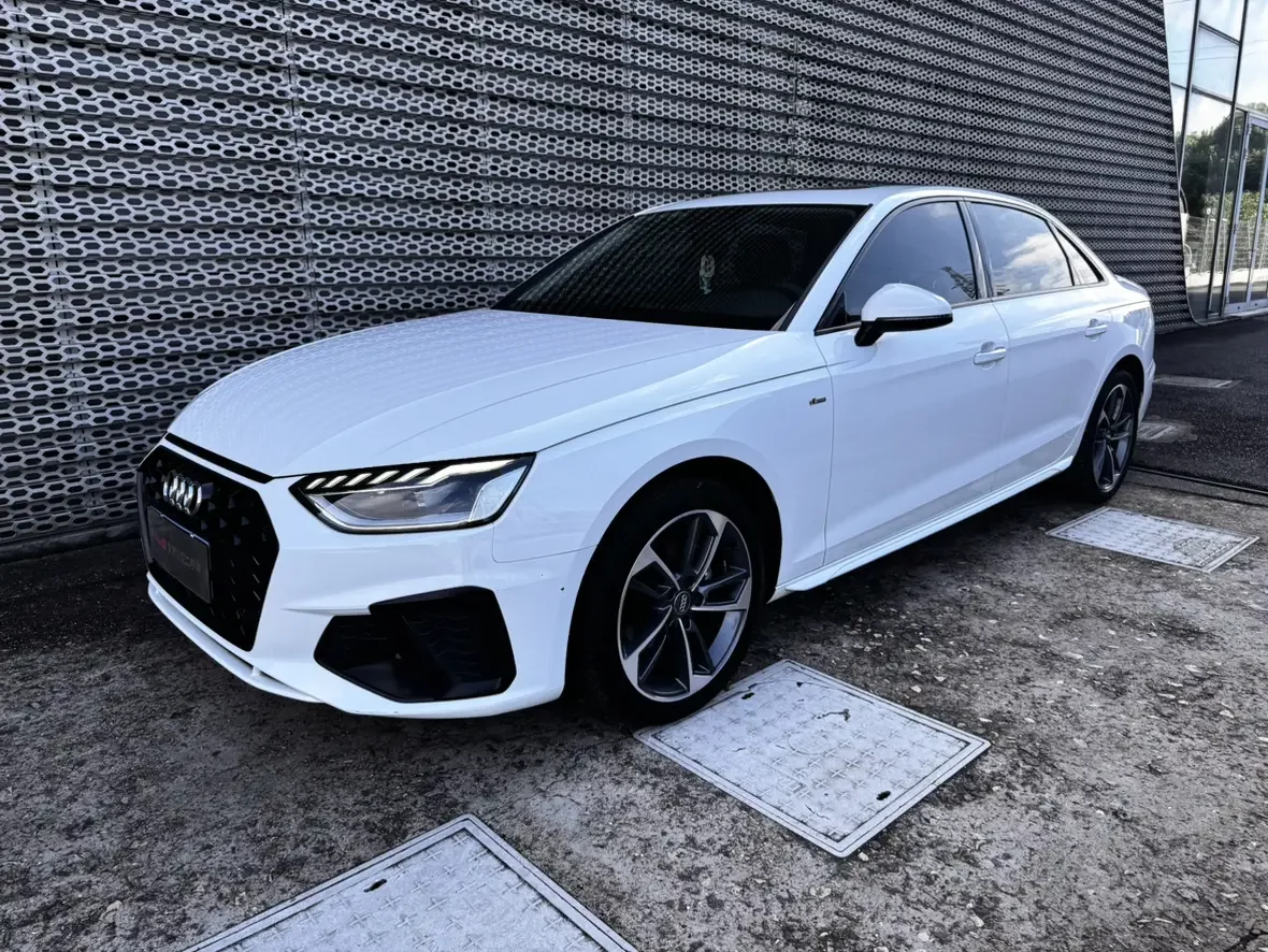Audi A4L 2021