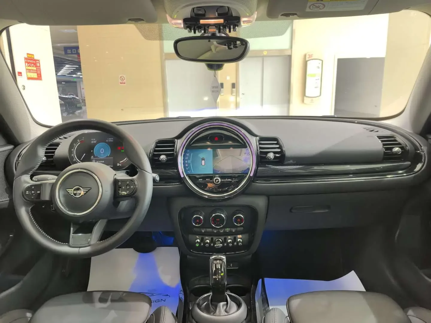 MINI CLUBMAN