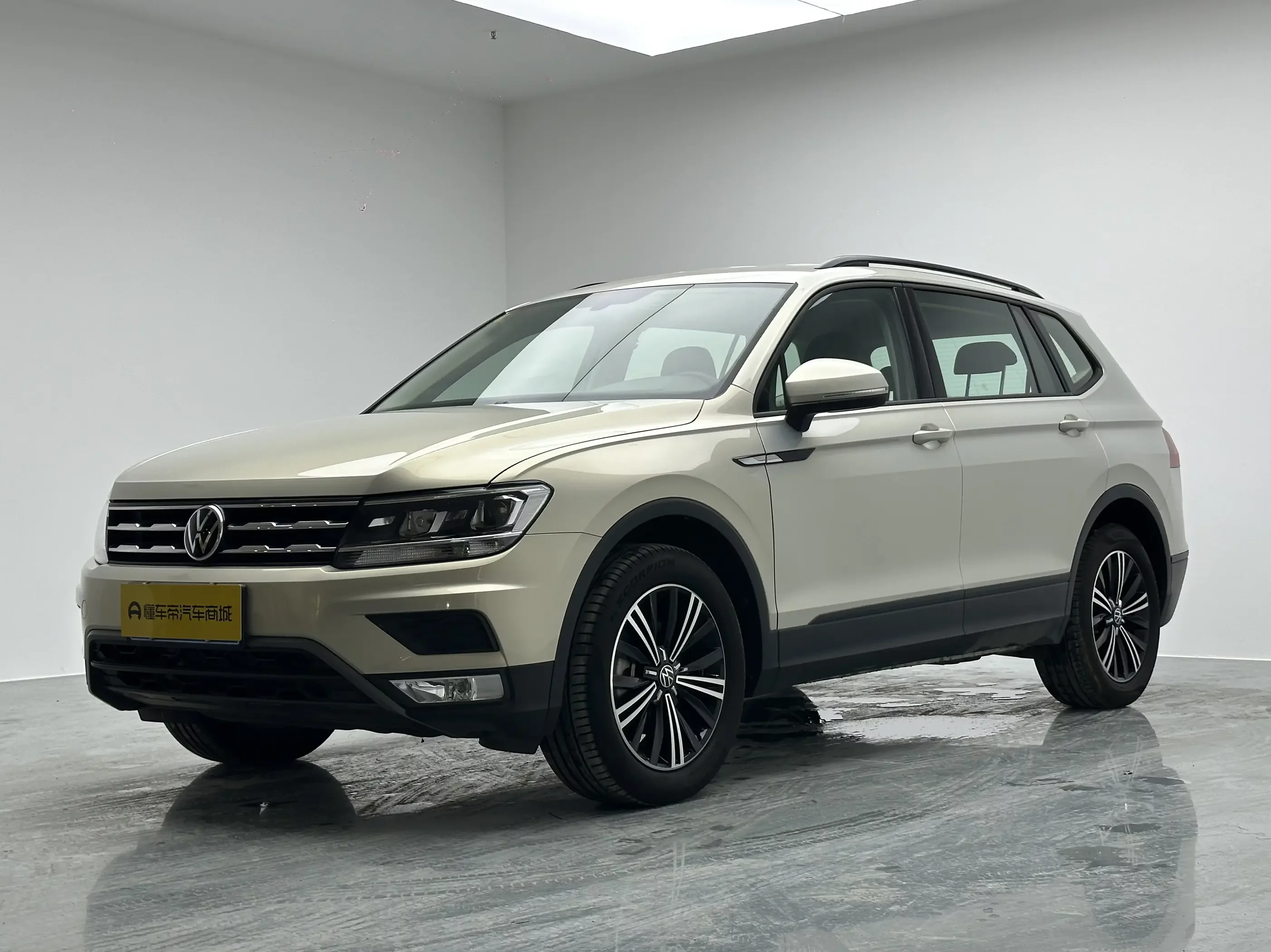 Volkswagen Tiguan L