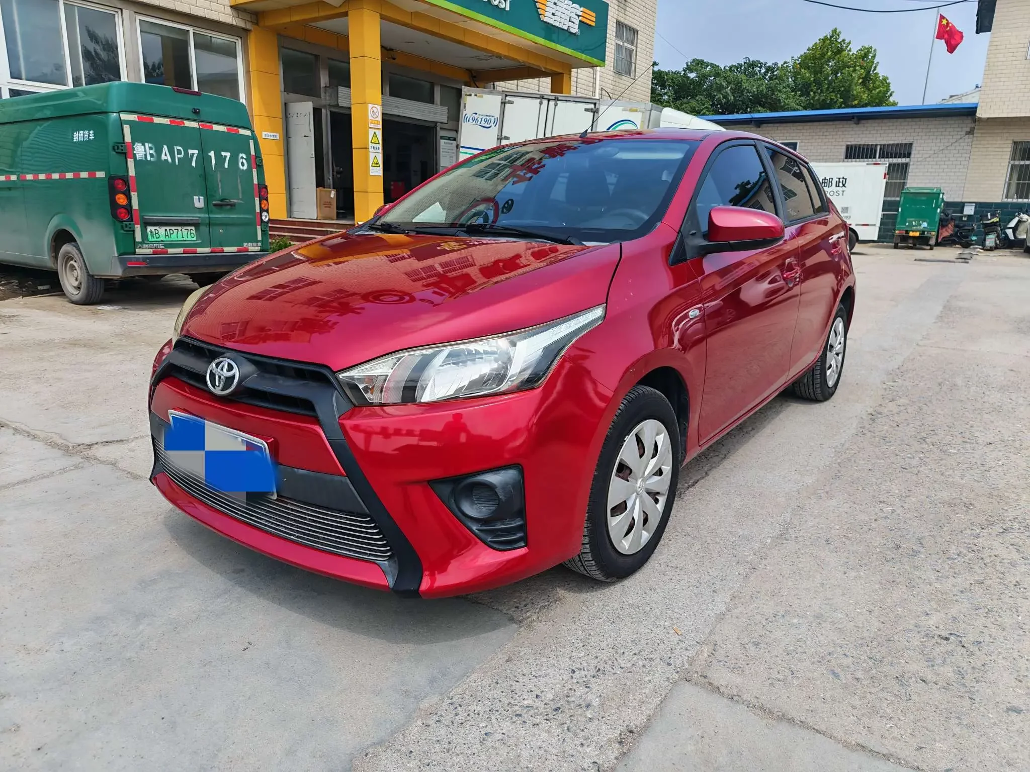 Toyota Yaris L
