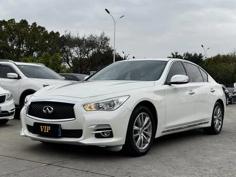 Infiniti Q50L