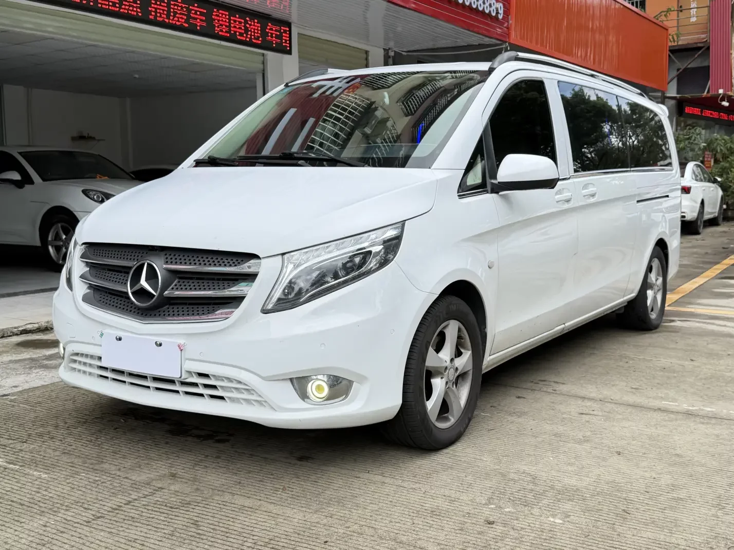 Mercedes-Benz Vito