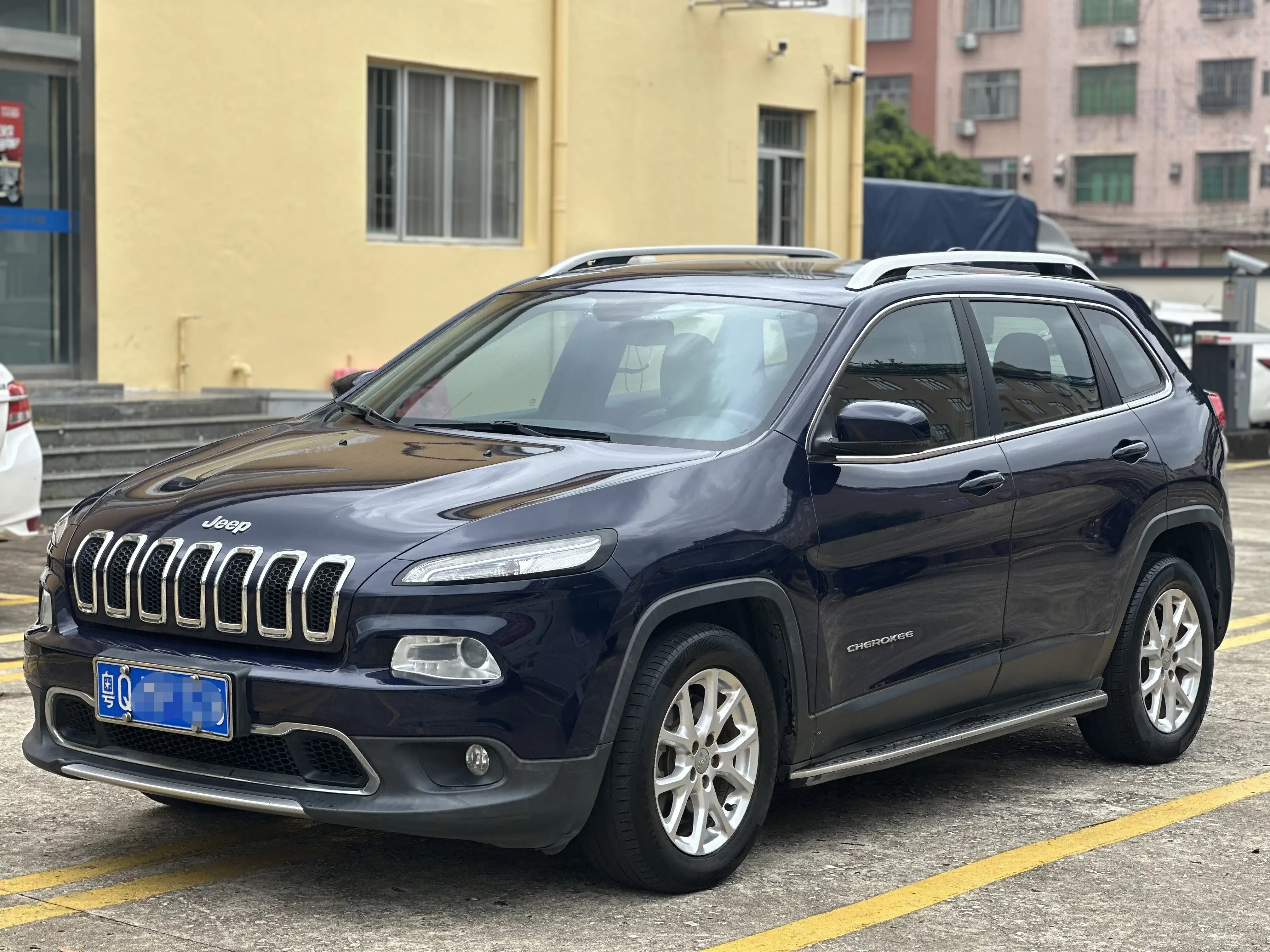 Jeep Cherokee