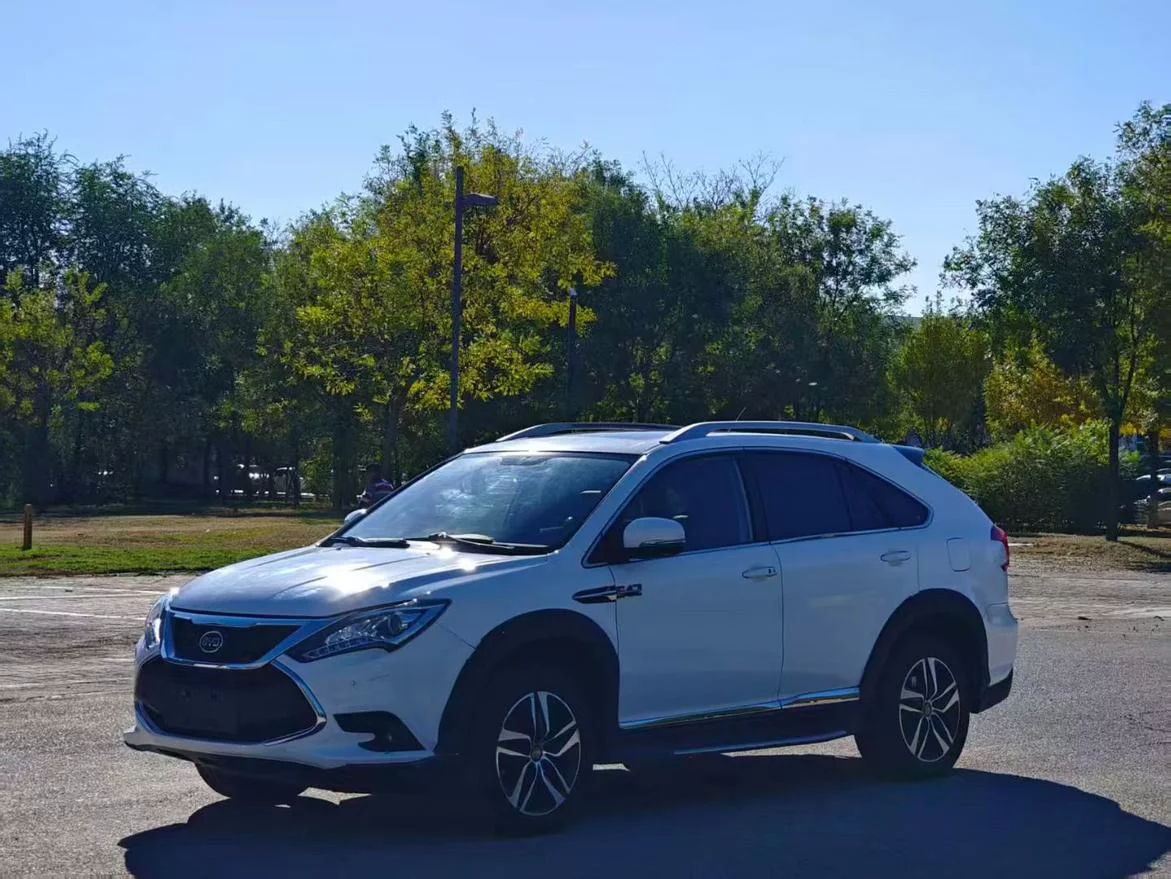 BYD Tang DM 2017