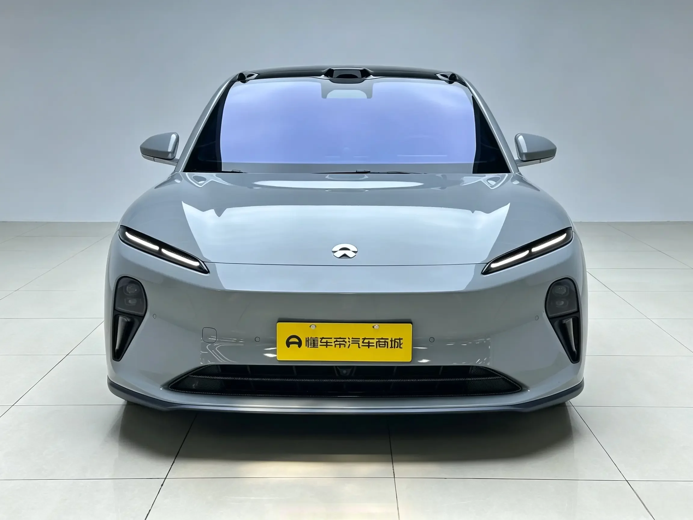 NIO ET5
