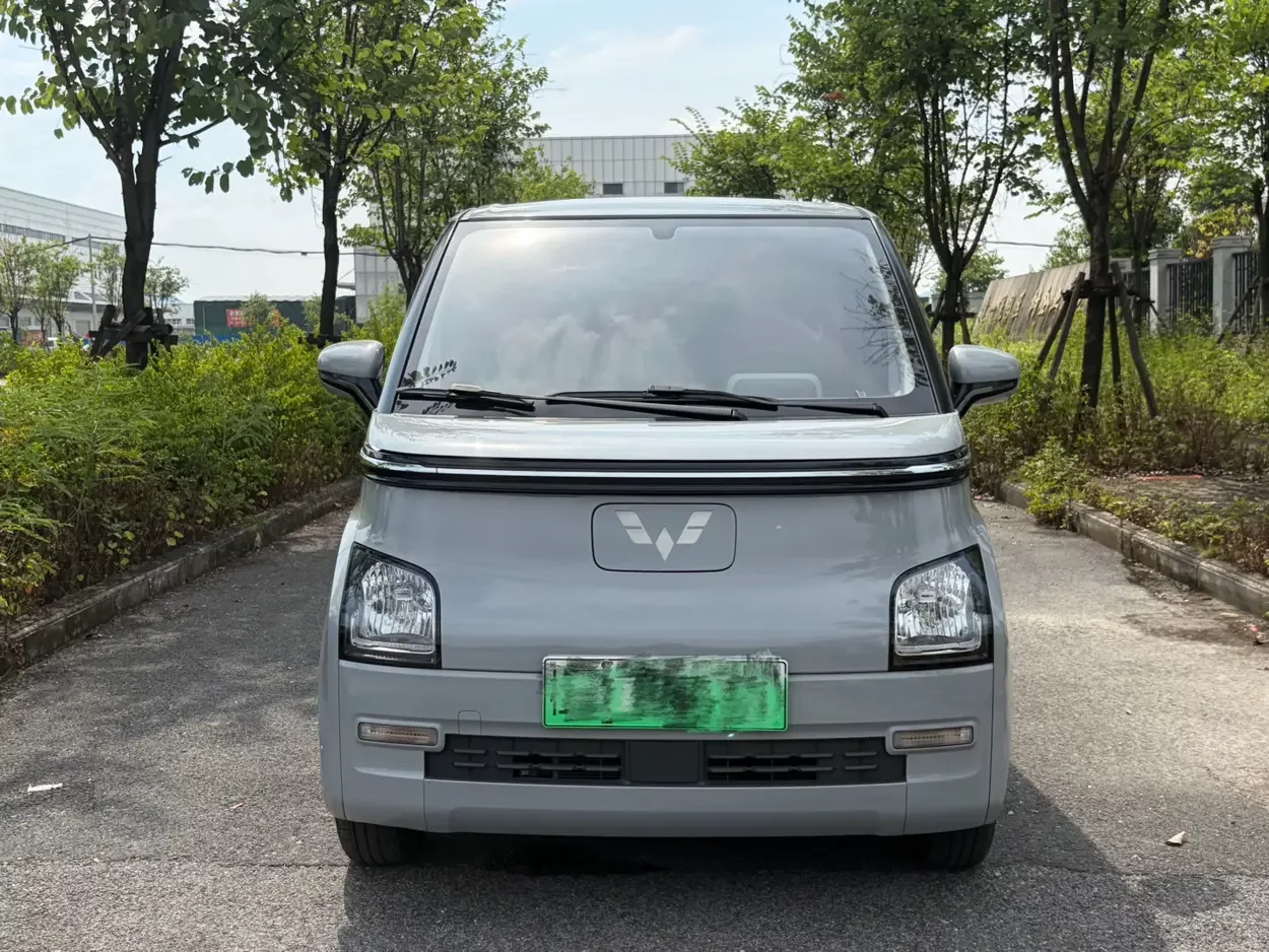 Wuling Air ev clear sky  из Китая
