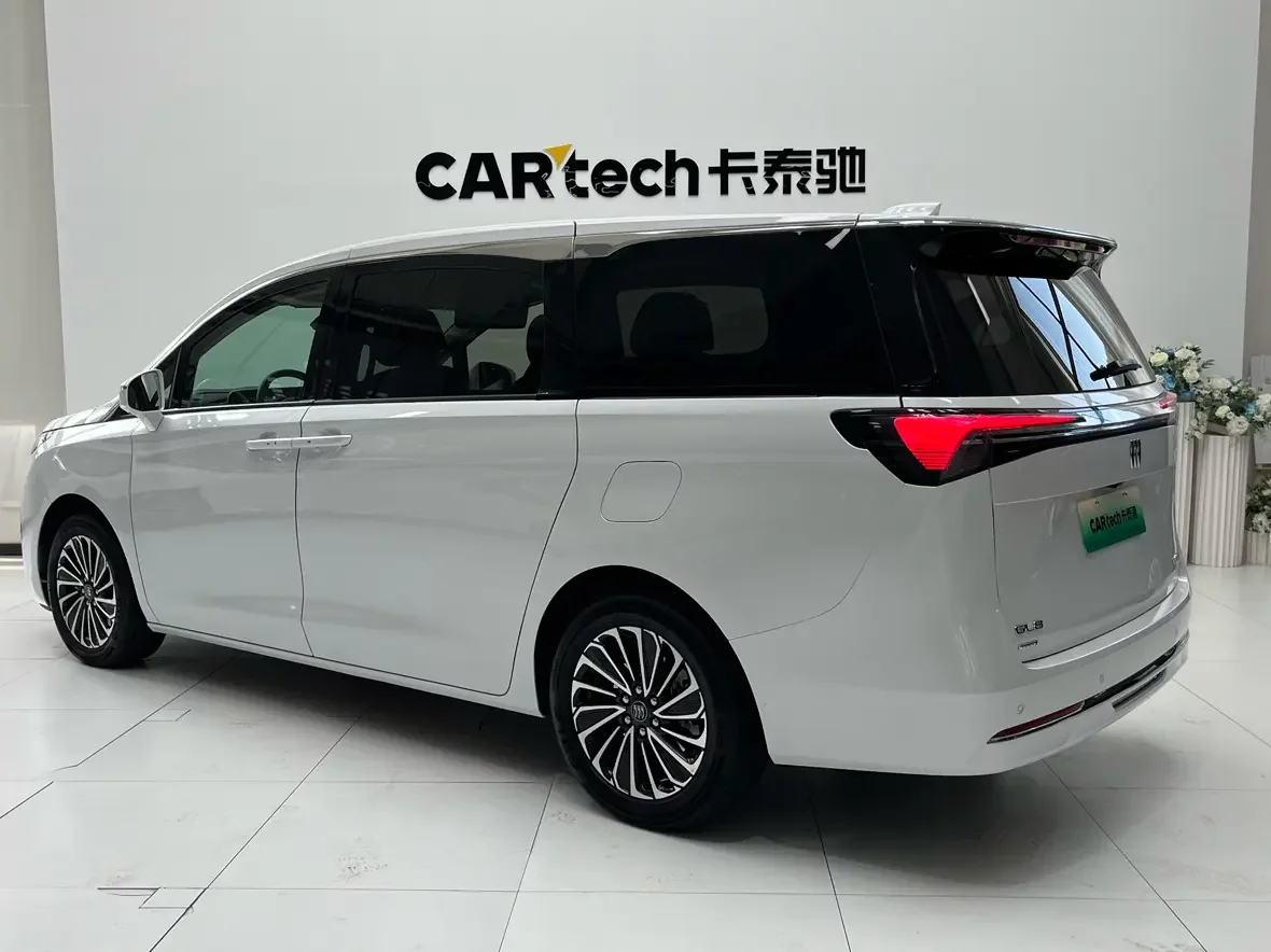 Buick GL8 PHEV