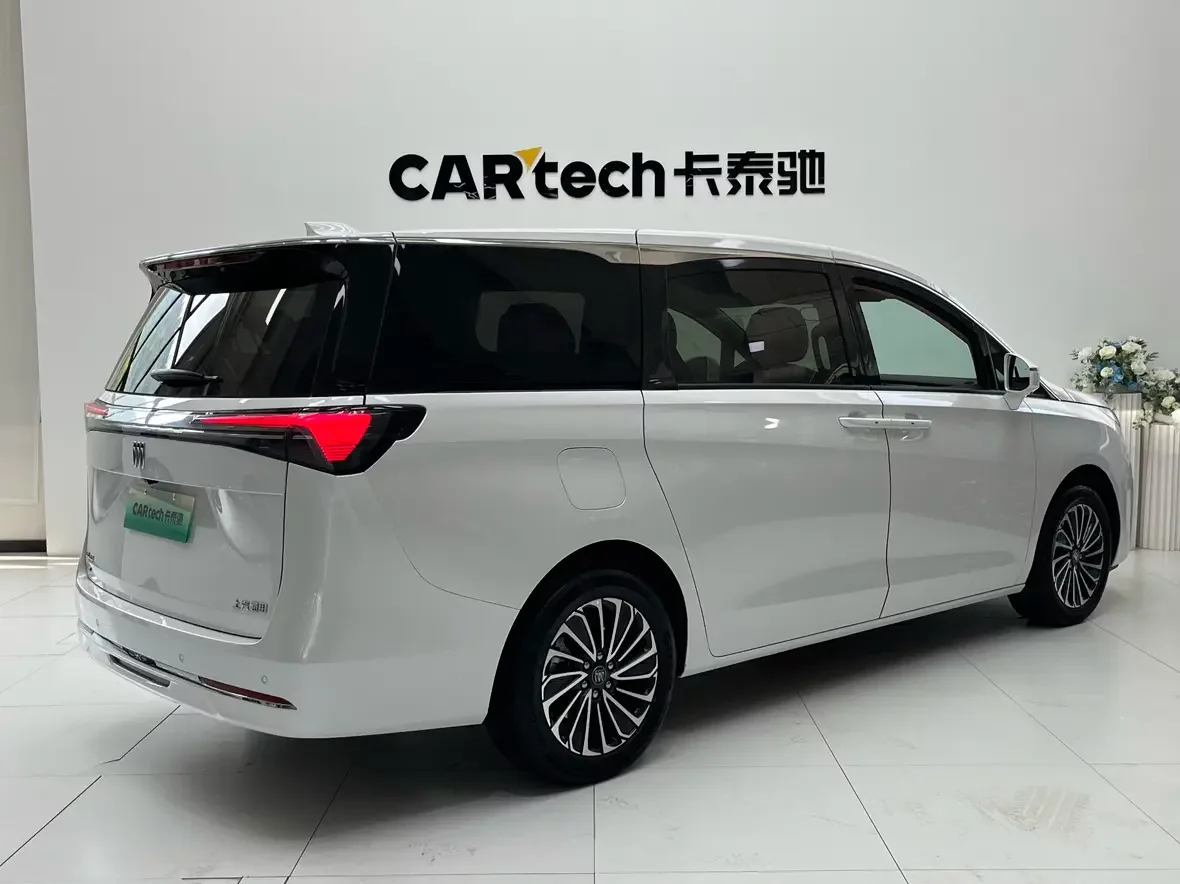 Buick GL8 PHEV