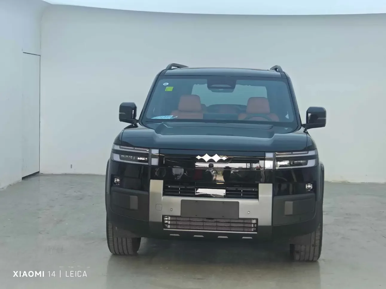 BYD Leopard Titanium 7 PHEV  из Китая