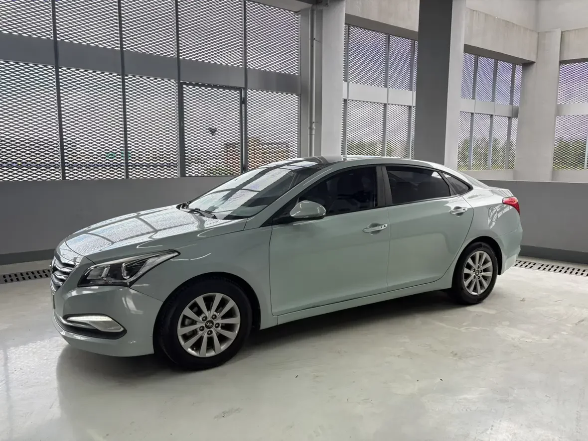 Hyundai famous pictures  из Китая