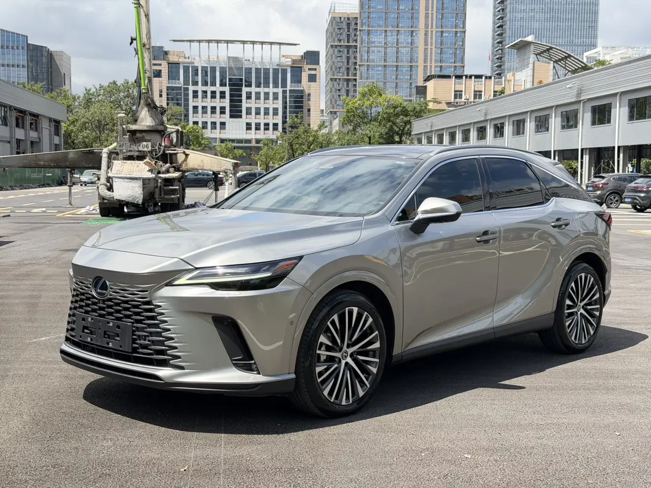 Lexus RX PHEV  из Китая