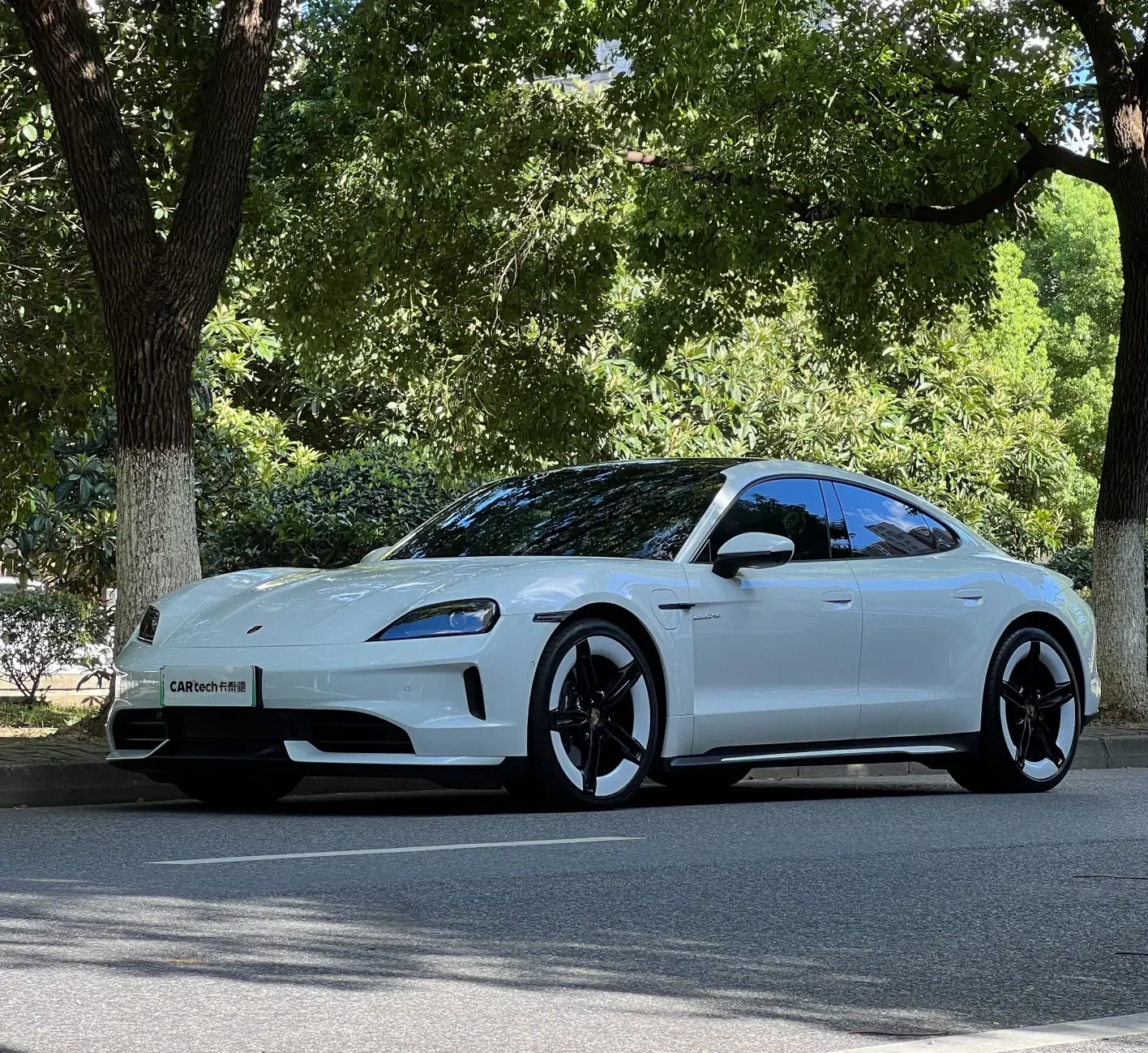 Porsche Taycan