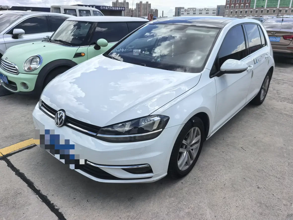 Volkswagen golf