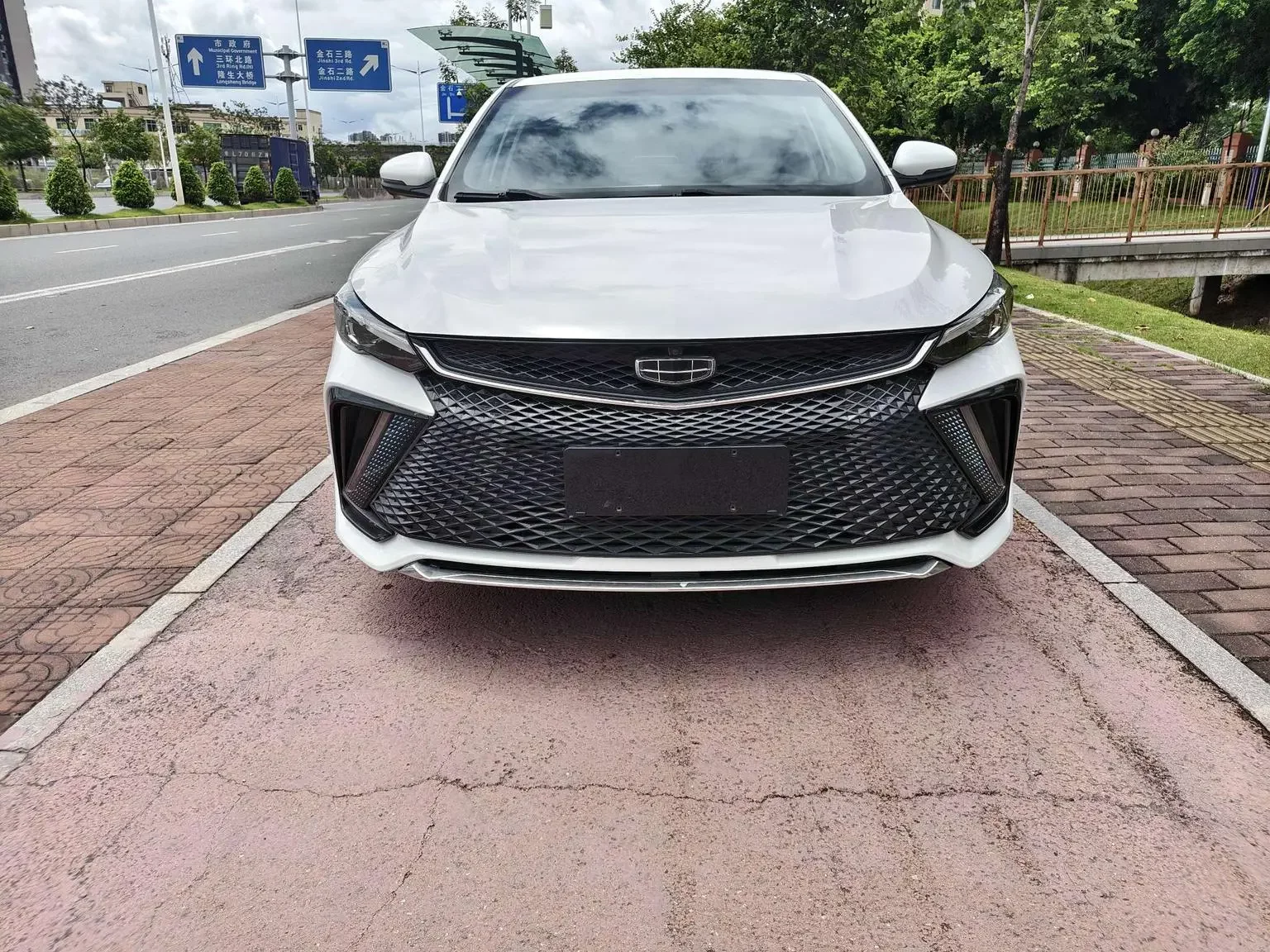 Geely Emgrand L