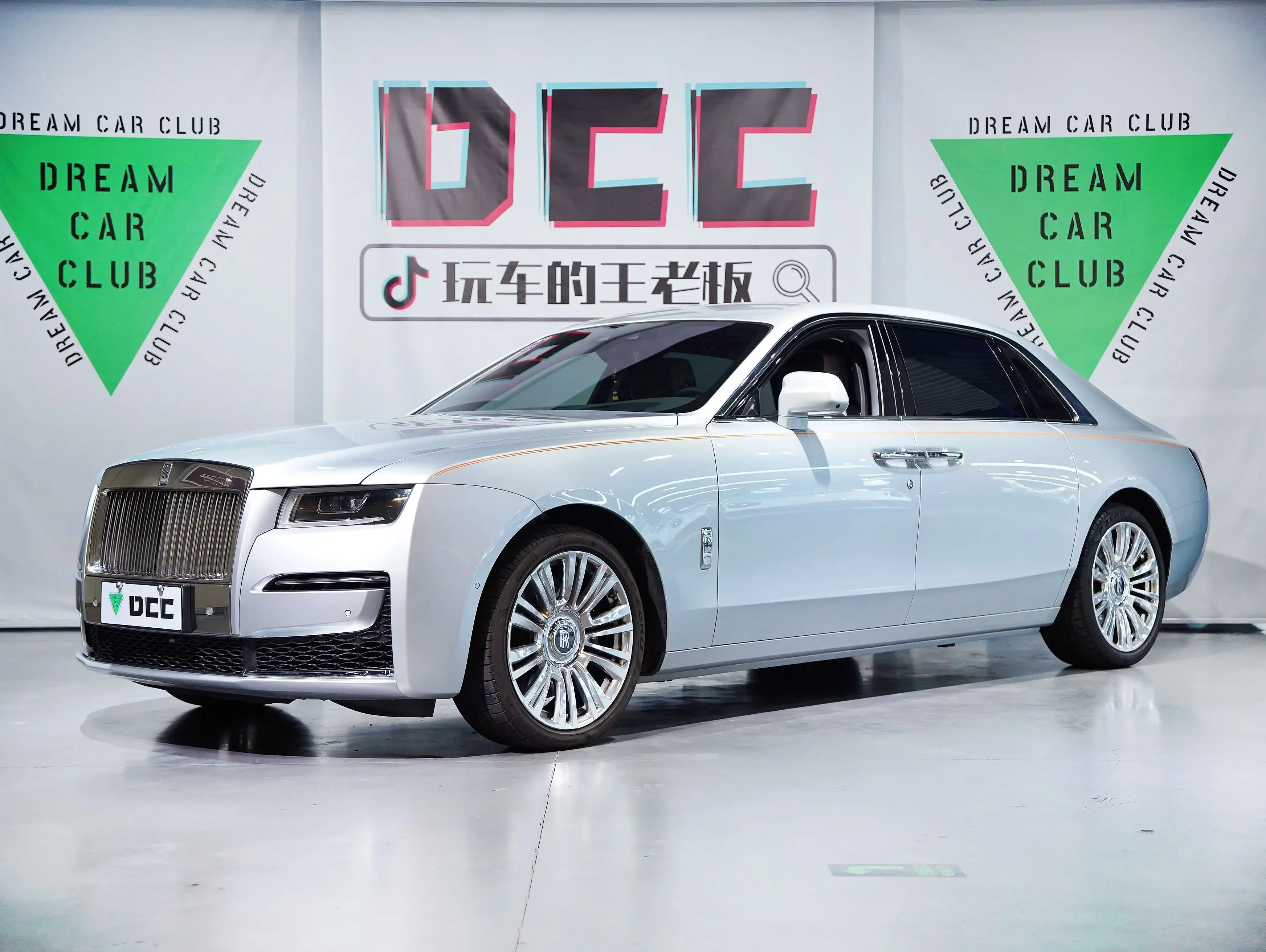 Rolls Royce Ghost  из Китая