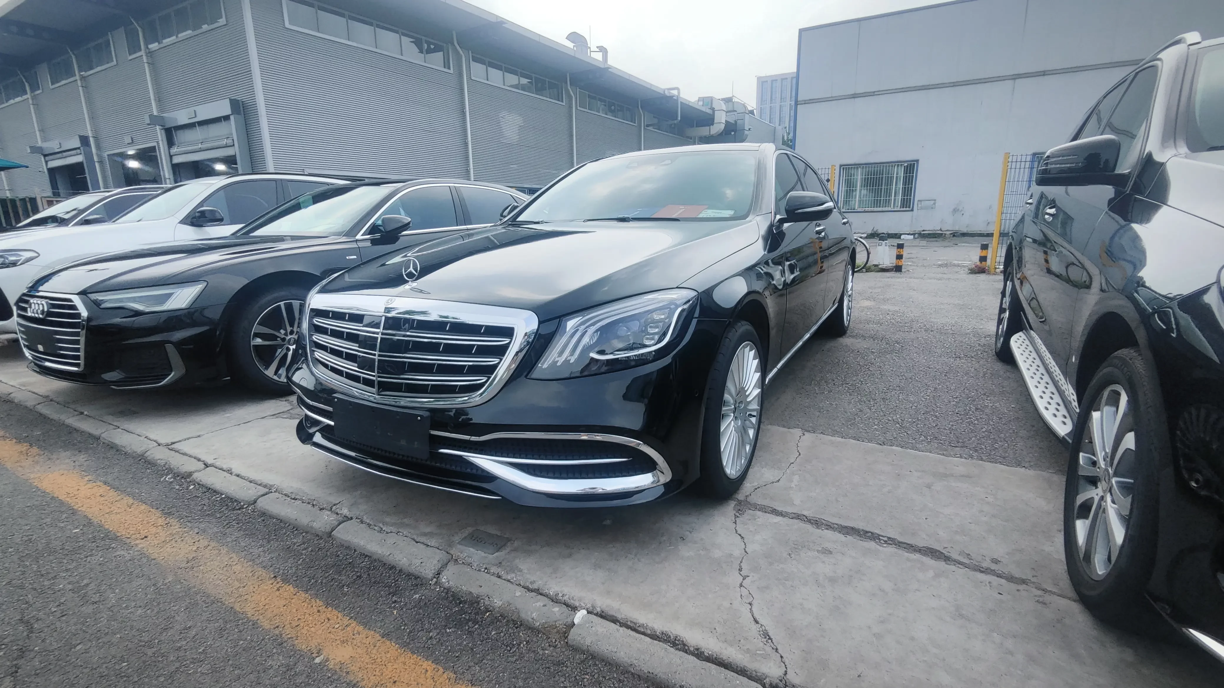 Mercedes-Benz S Class