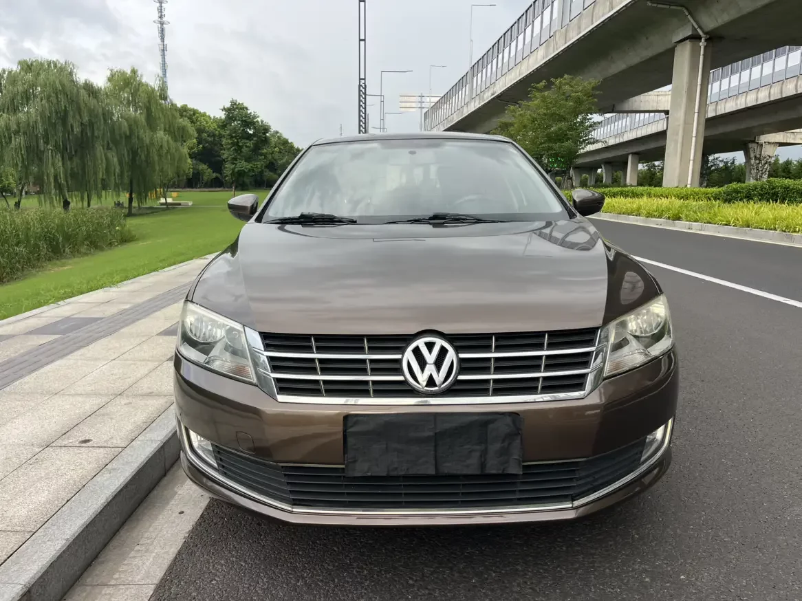 Volkswagen Langxing  из Китая